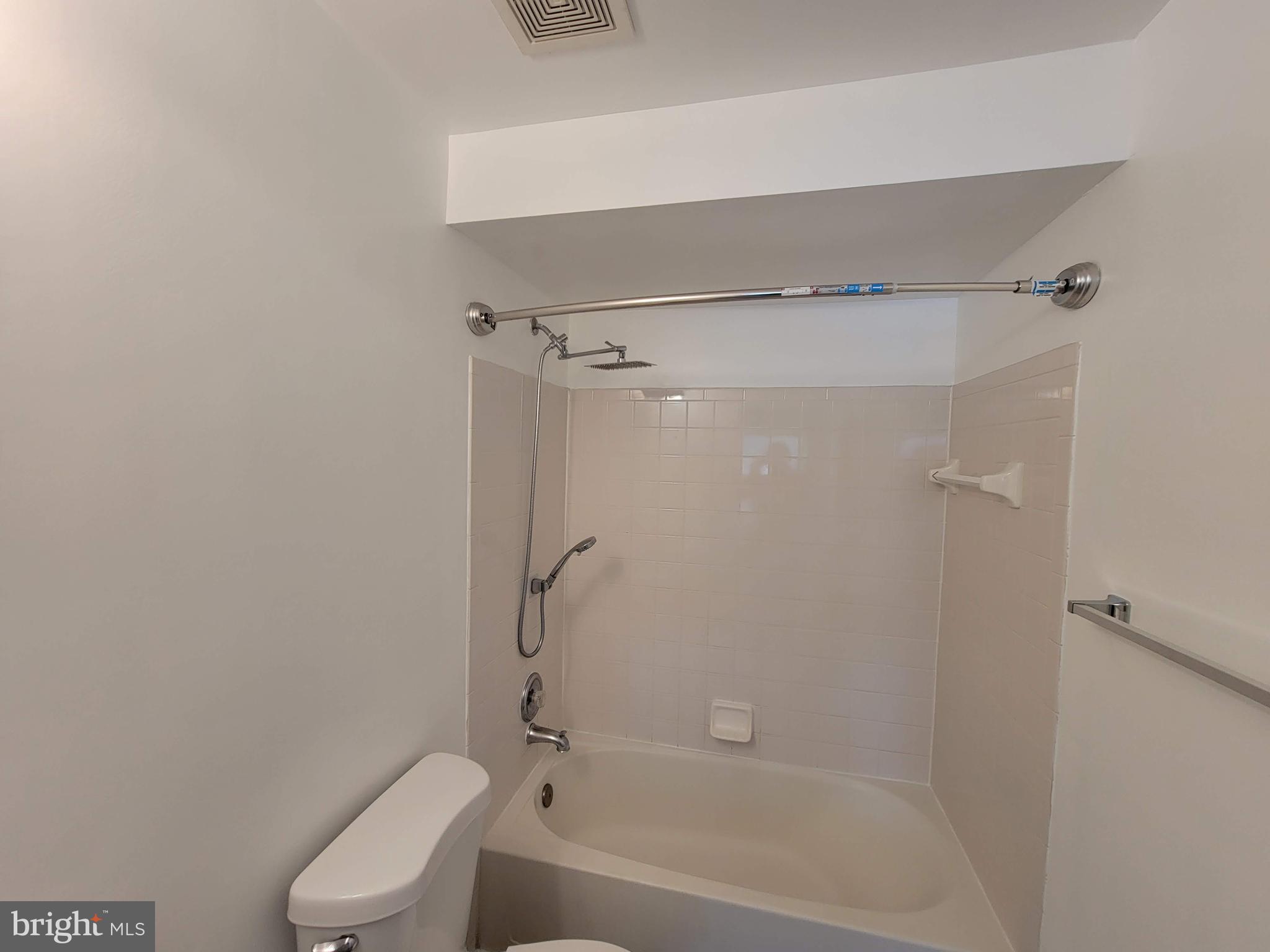 PROSPECT COVE AT LAKESID - Residential