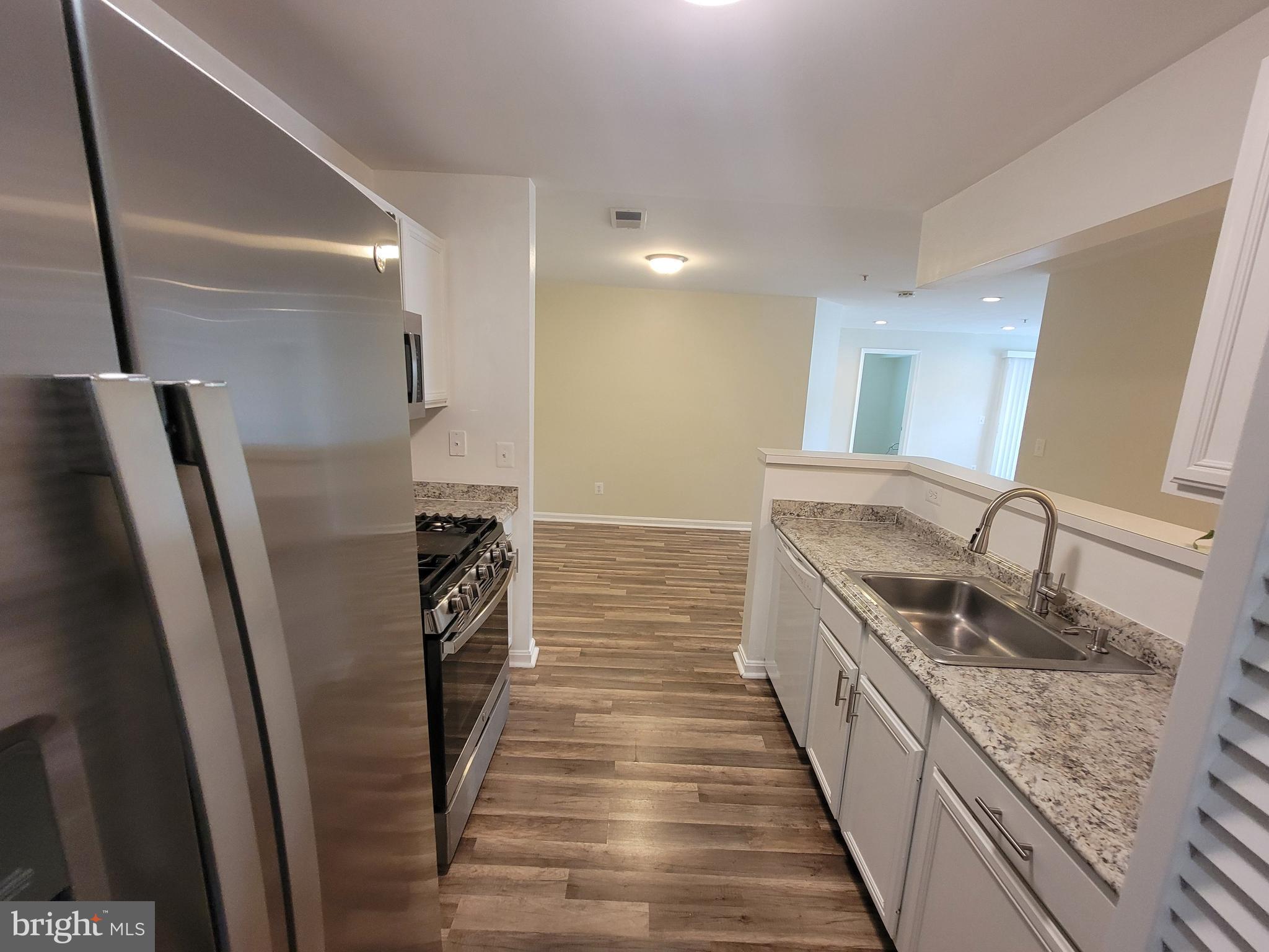 PROSPECT COVE AT LAKESID - Residential