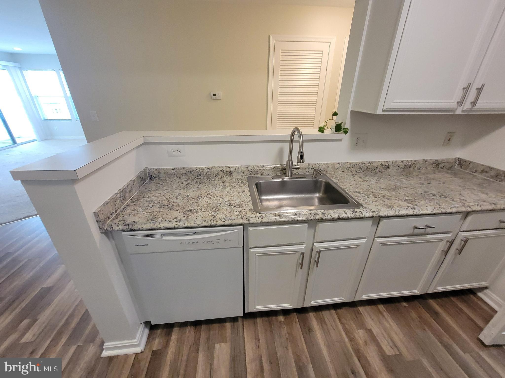 PROSPECT COVE AT LAKESID - Residential