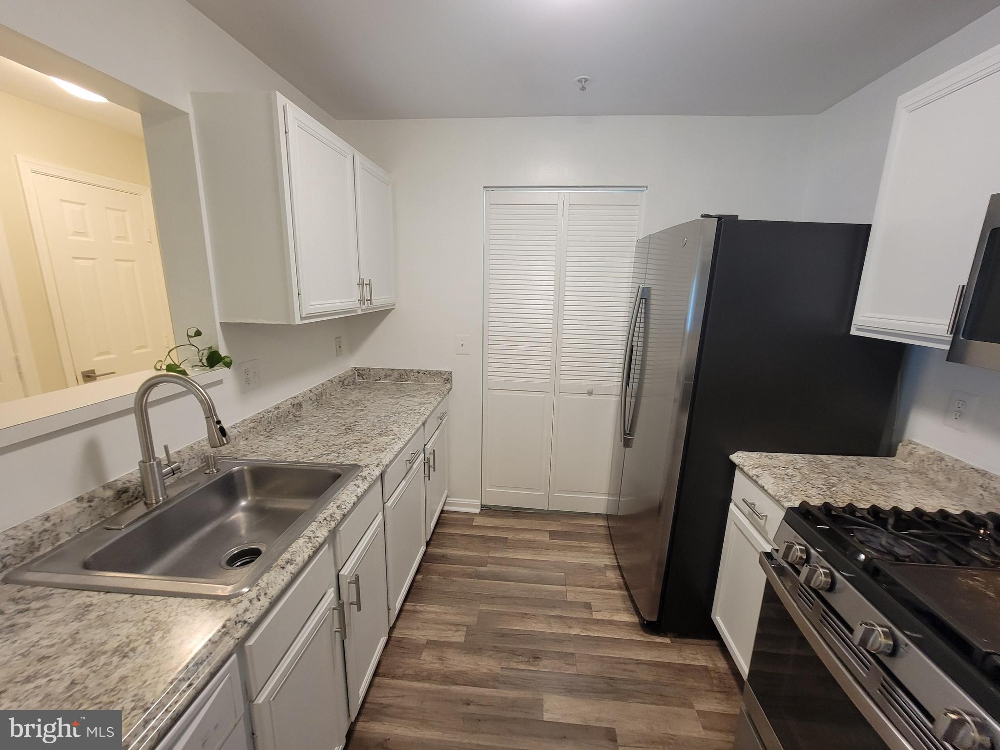 PROSPECT COVE AT LAKESID - Residential