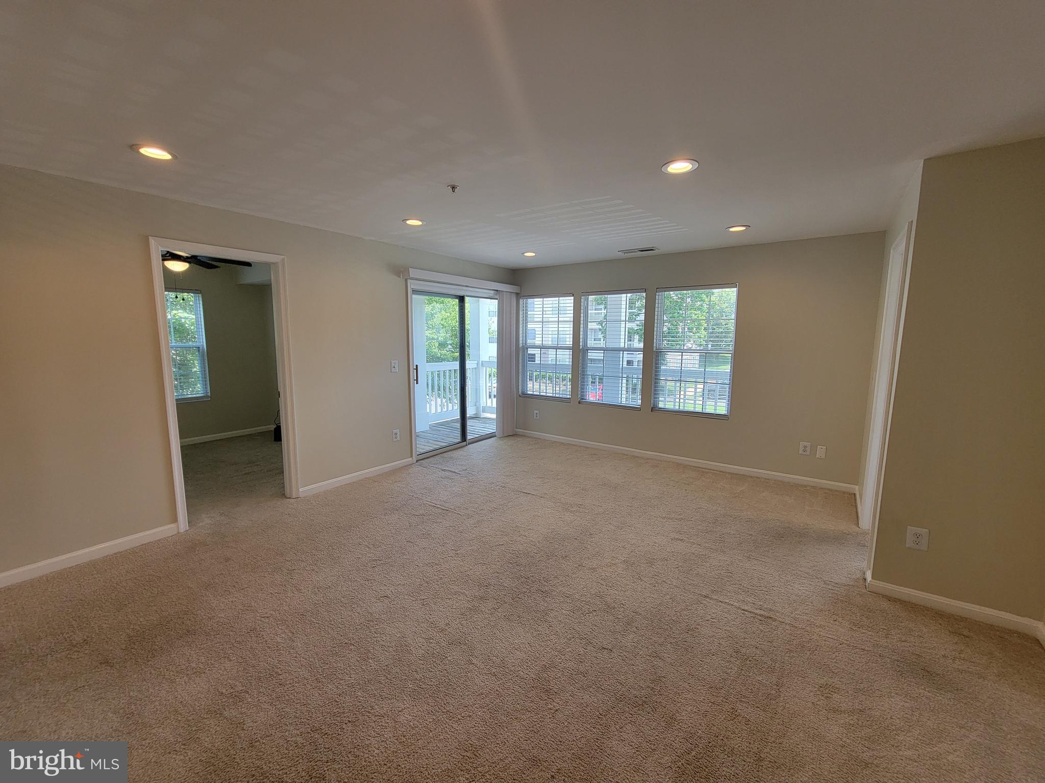 PROSPECT COVE AT LAKESID - Residential