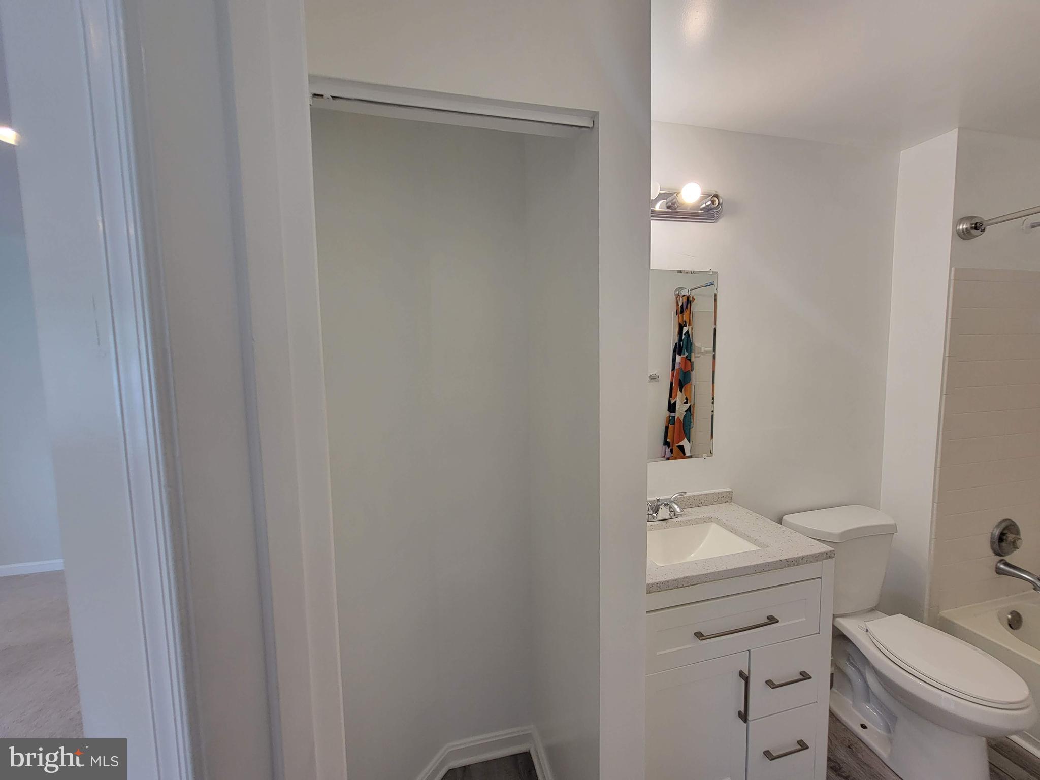 PROSPECT COVE AT LAKESID - Residential