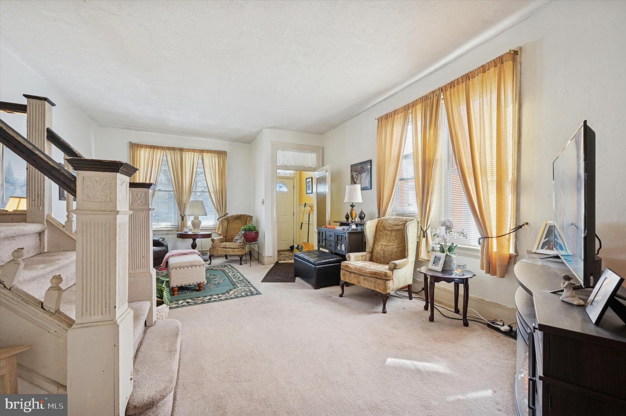 95 W WASHINGTON LANE