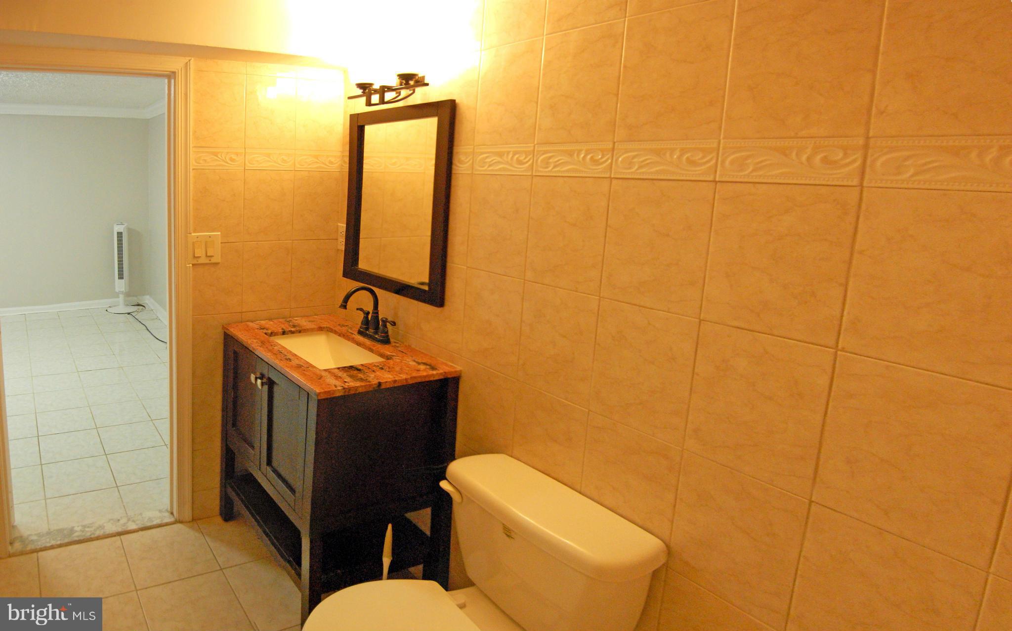 LAKE BRADDOCK - Residential