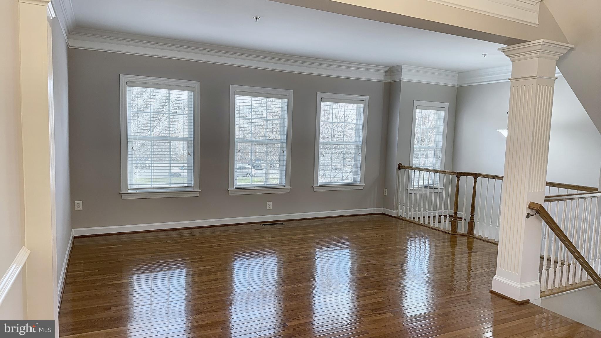 OAK CREEK CLUB - Residential