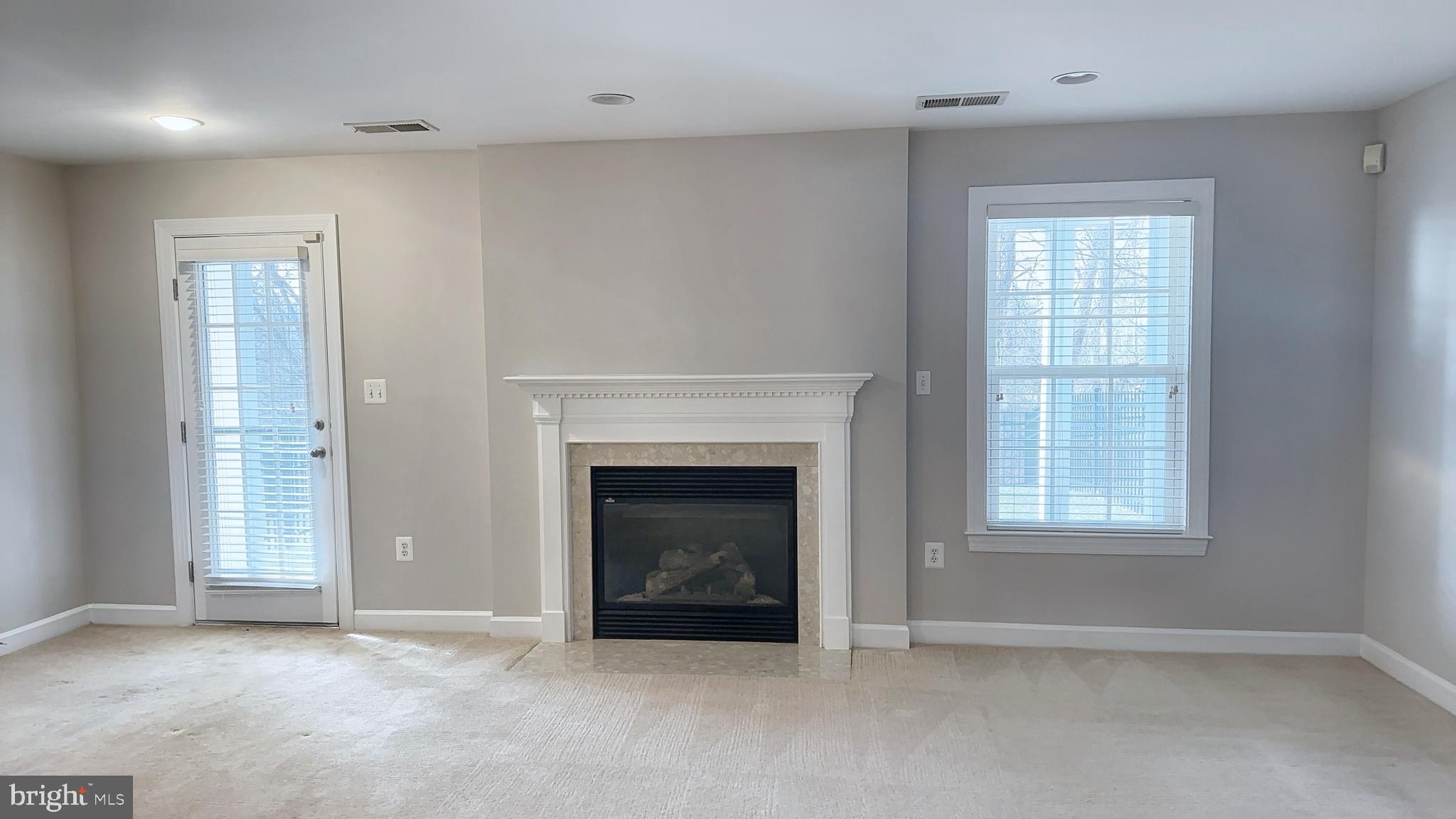 OAK CREEK CLUB - Residential