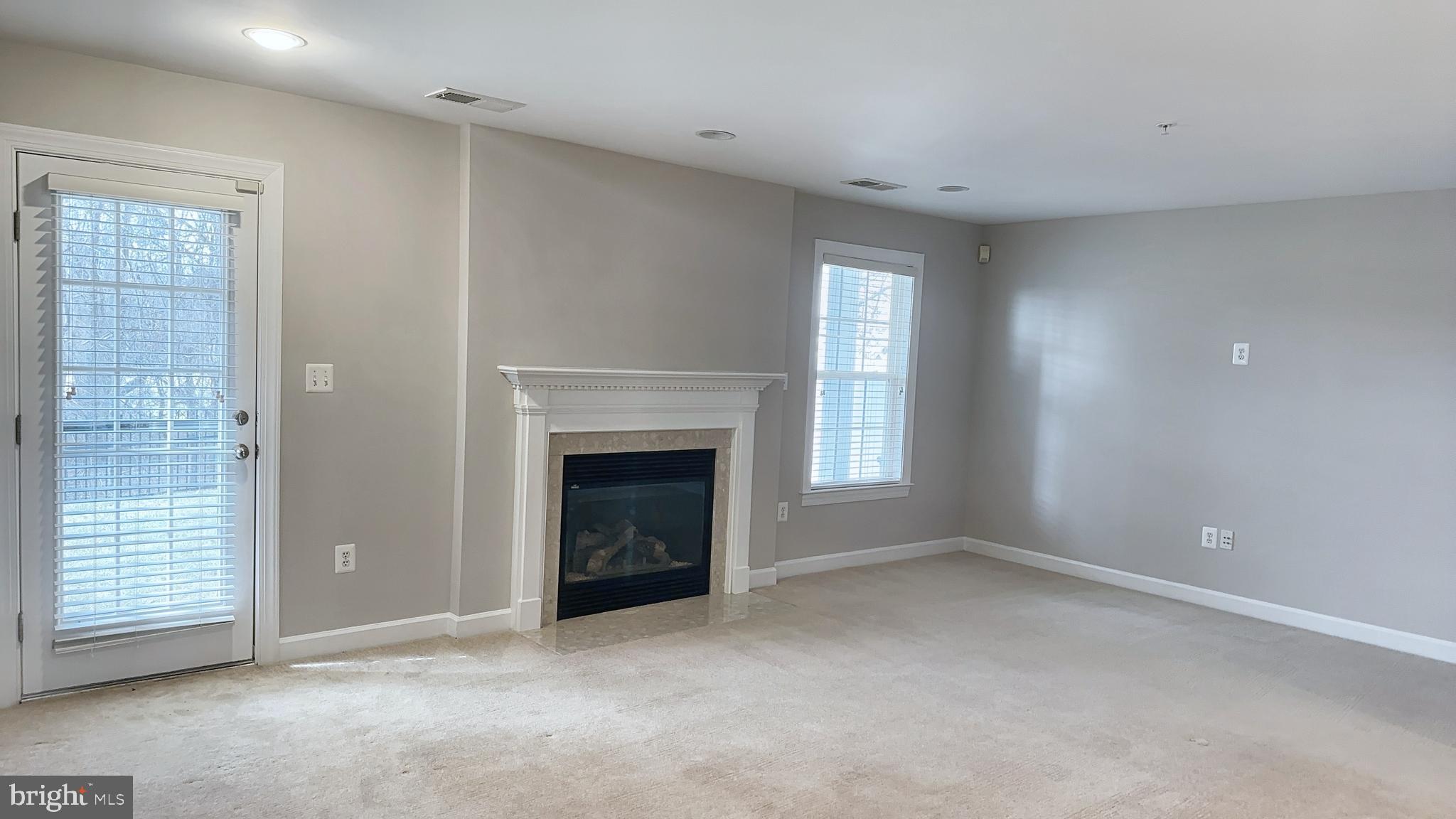 OAK CREEK CLUB - Residential