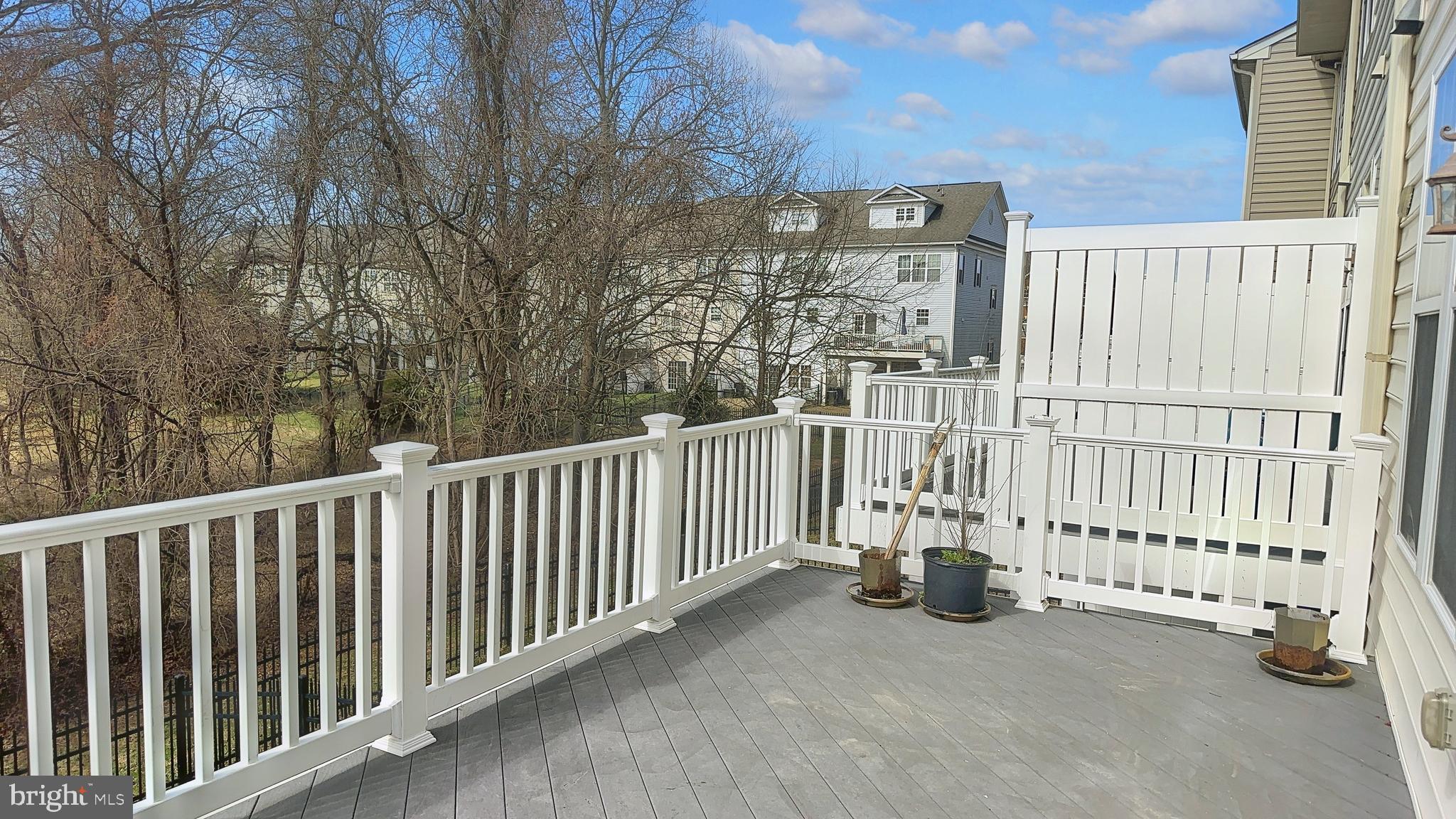 OAK CREEK CLUB - Residential