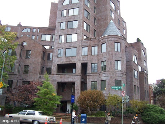 3 WASHINGTON CIR NW APT 702, WASHINGTON, DC 20037 - Image f93a0fdfcef6bb4bcbaee082db05bf9e/1683054568