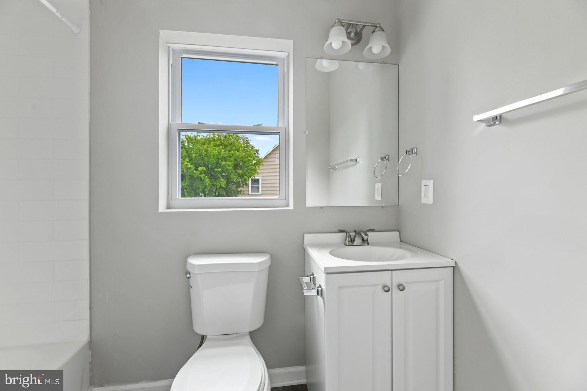 WEST FOREST PARK - Residential Lease