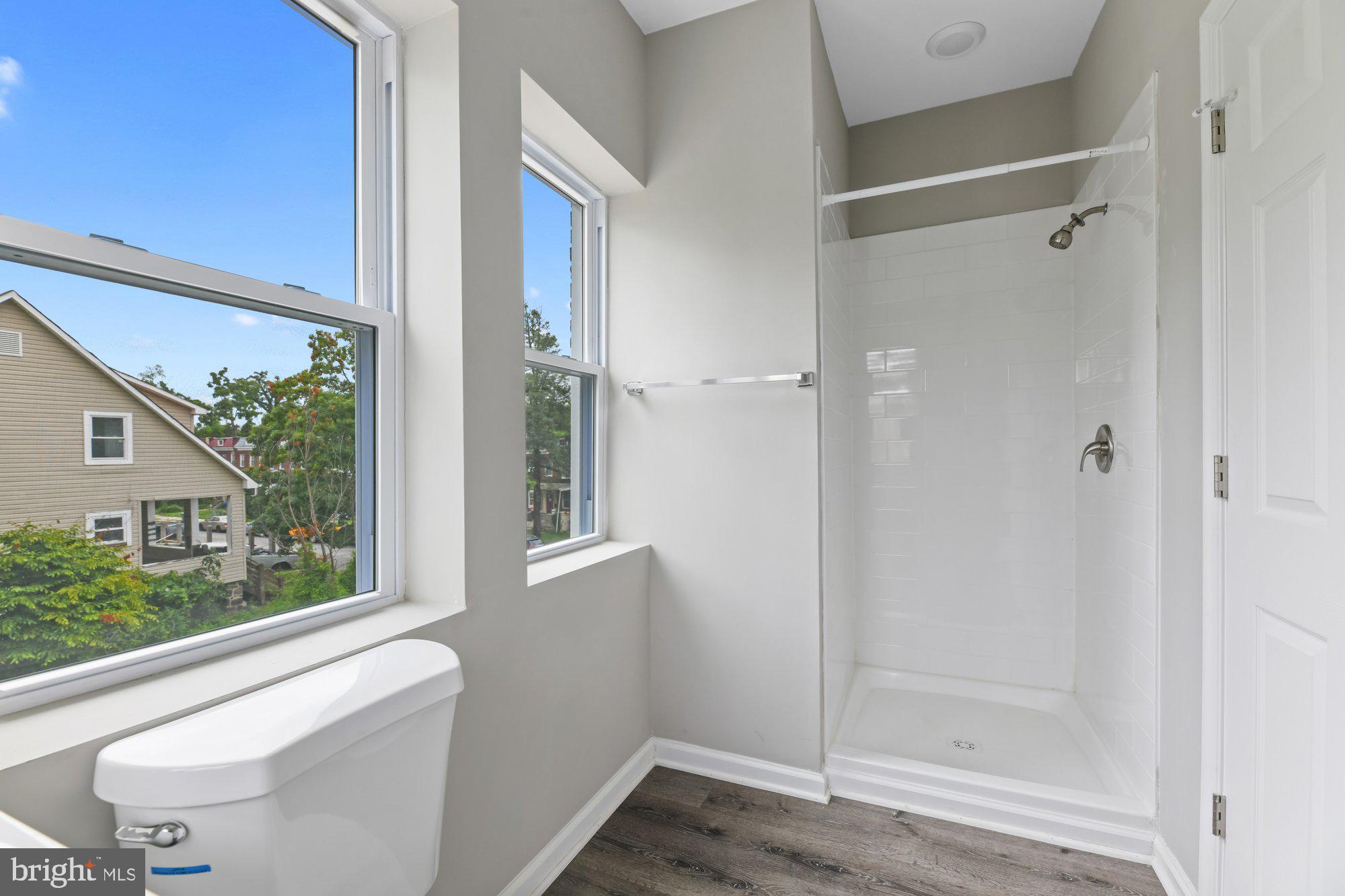 WEST FOREST PARK - Residential Lease