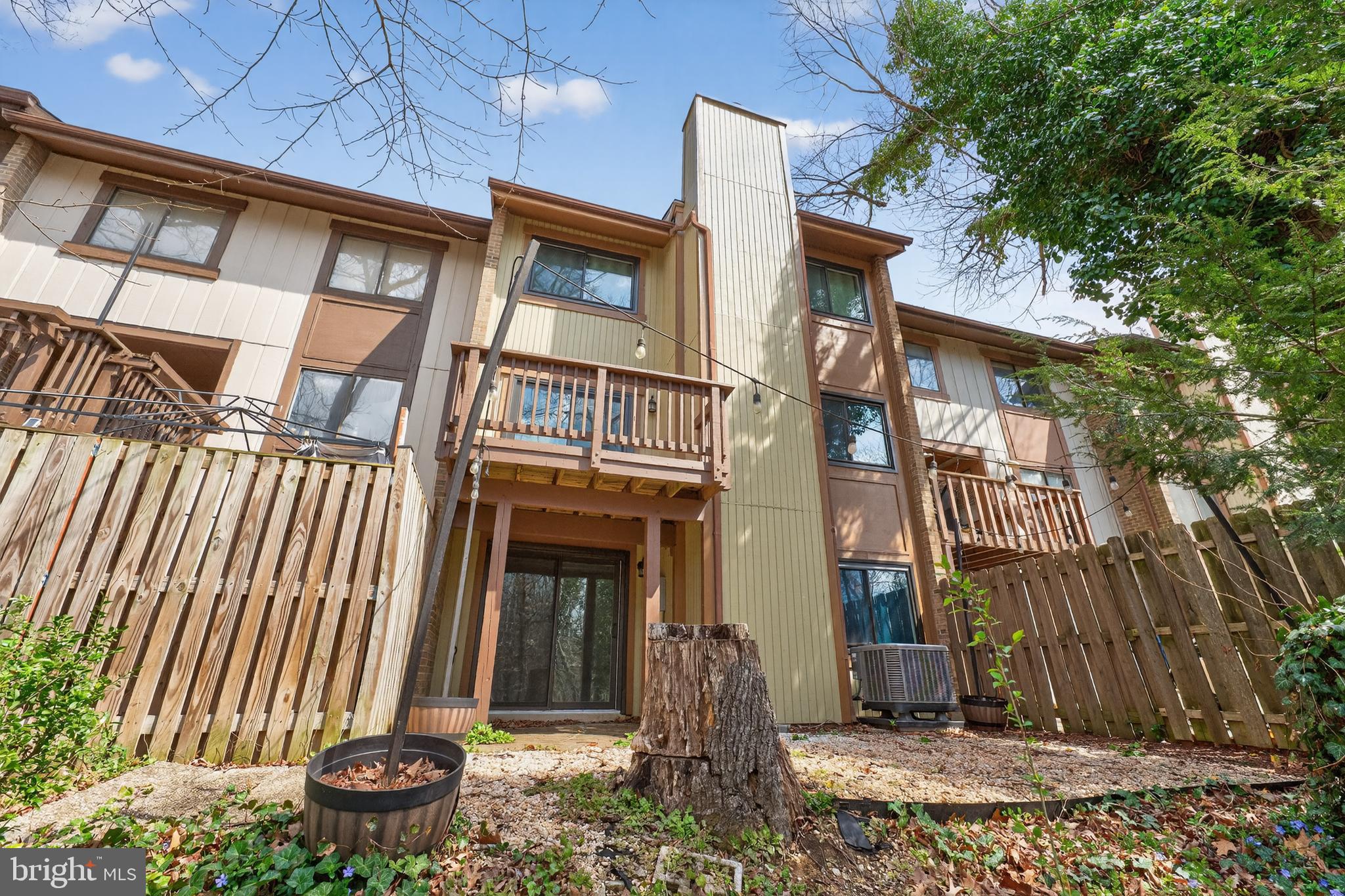 NEWINGTON STATION - Residential