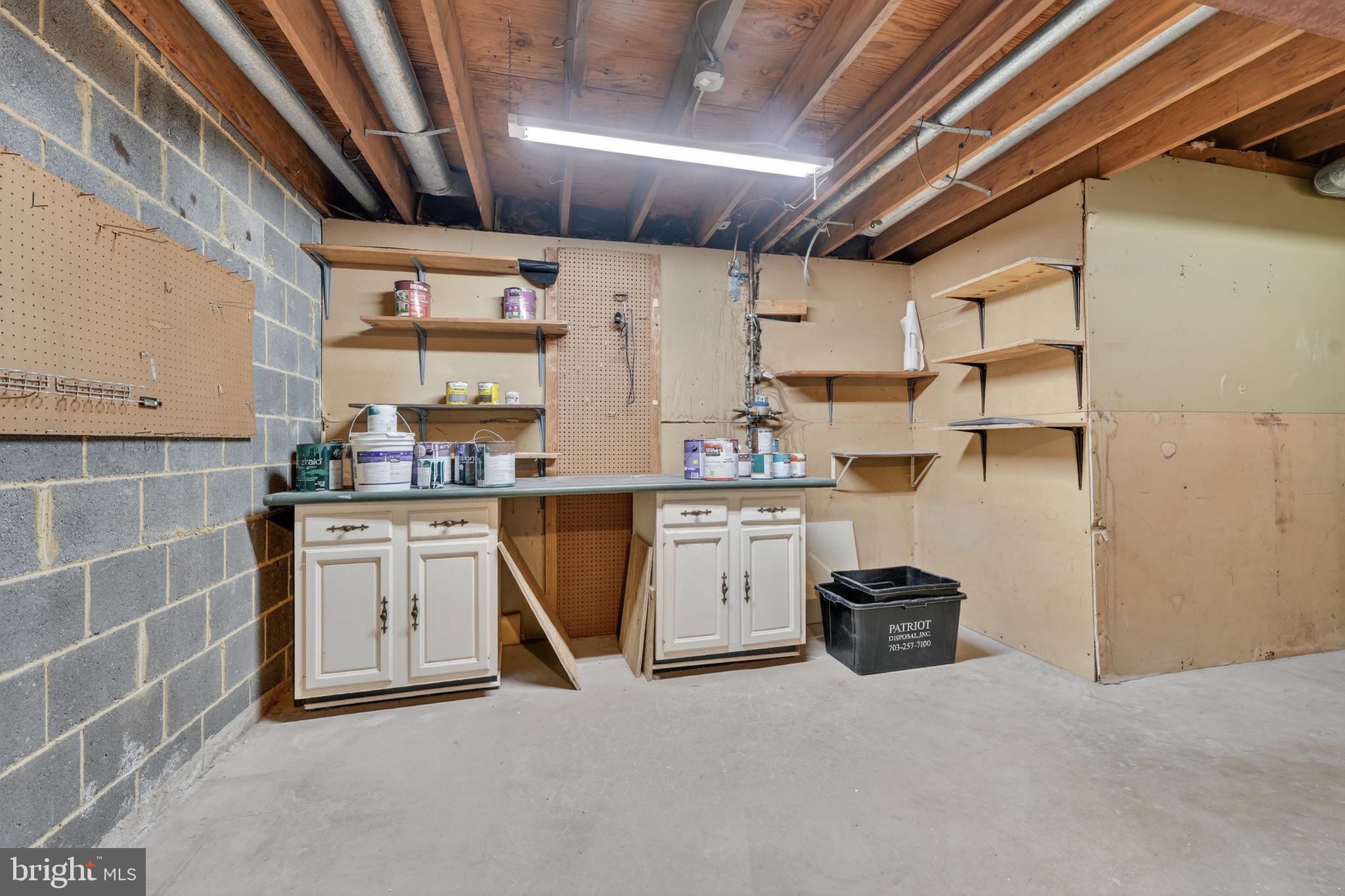 NEWINGTON STATION - Residential