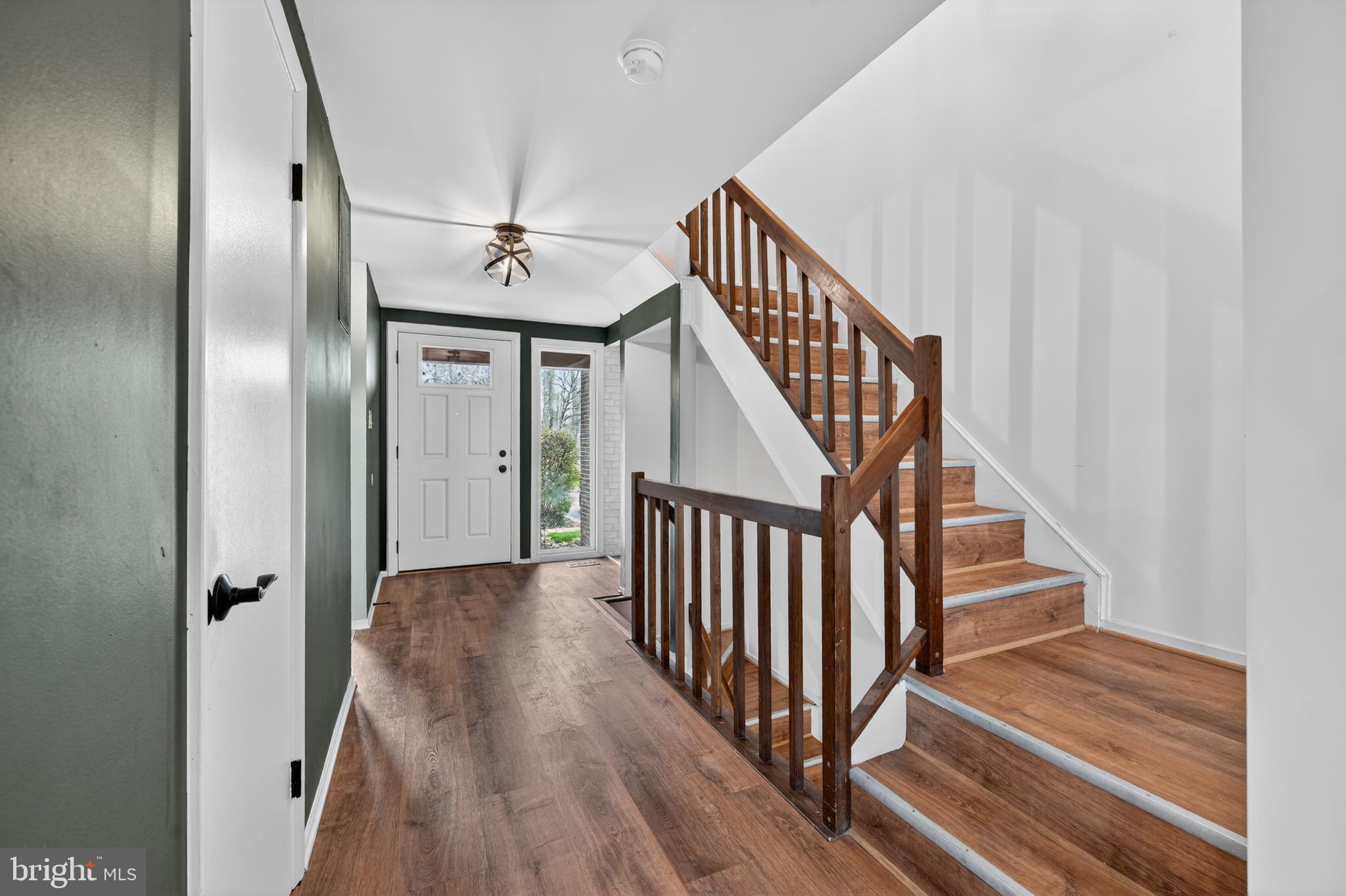 NEWINGTON STATION - Residential