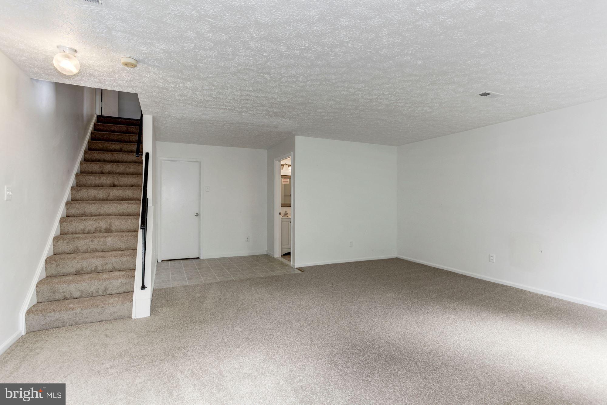 WOODLAWN MEWS - Residential