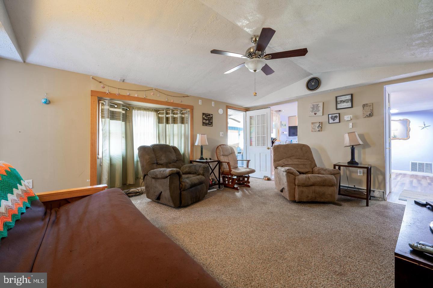 POTNETS CREEKSIDE - Residential