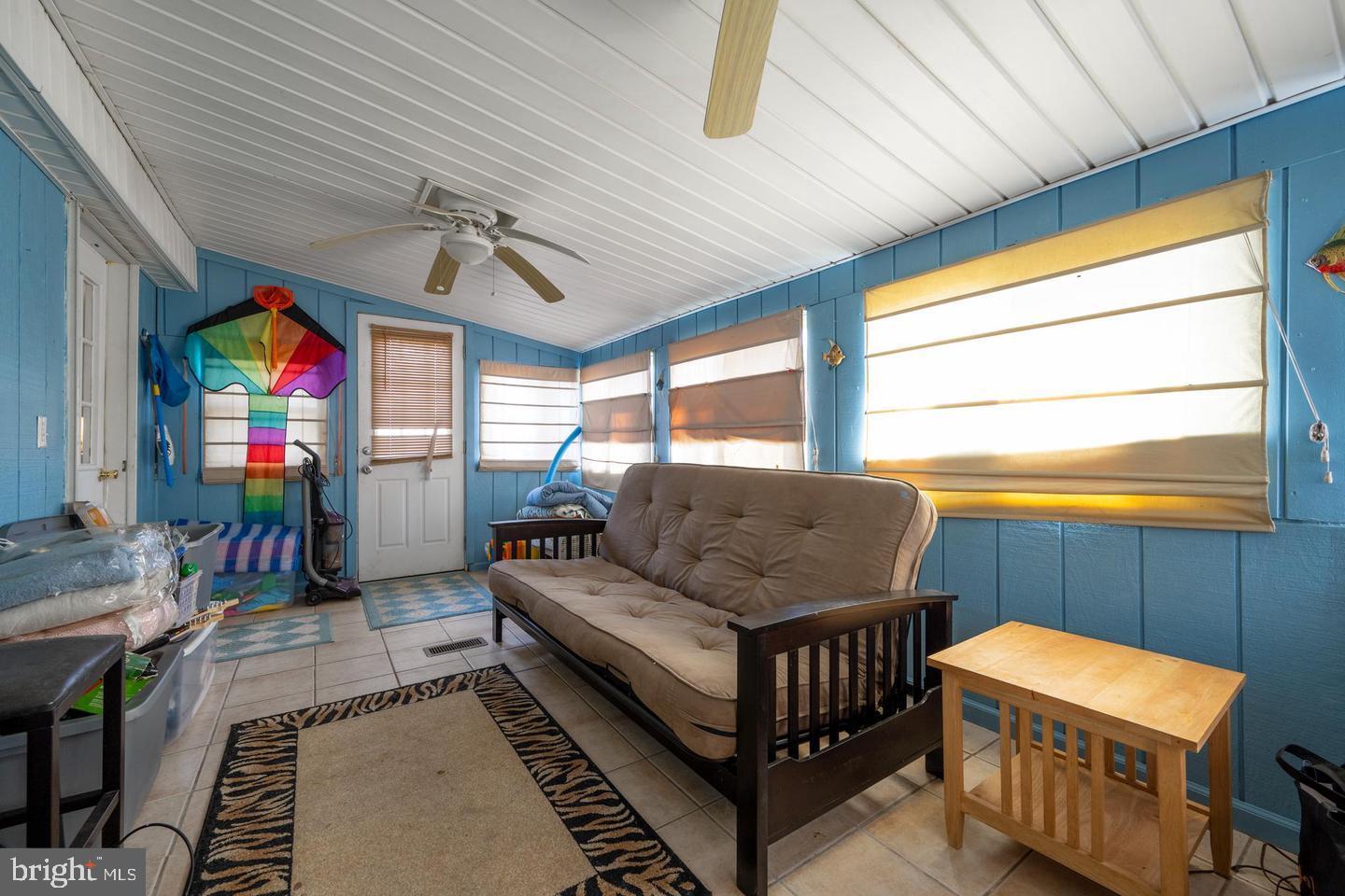 POTNETS CREEKSIDE - Residential