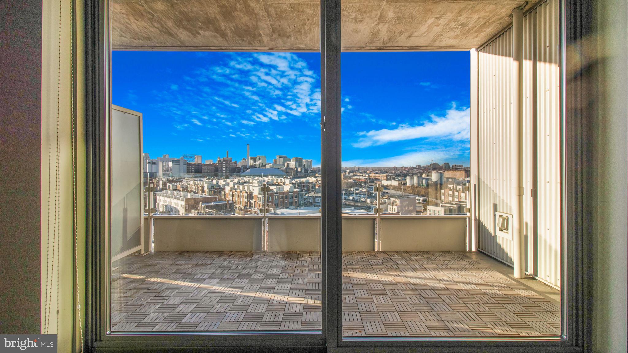 LOCUST POINT - Residential