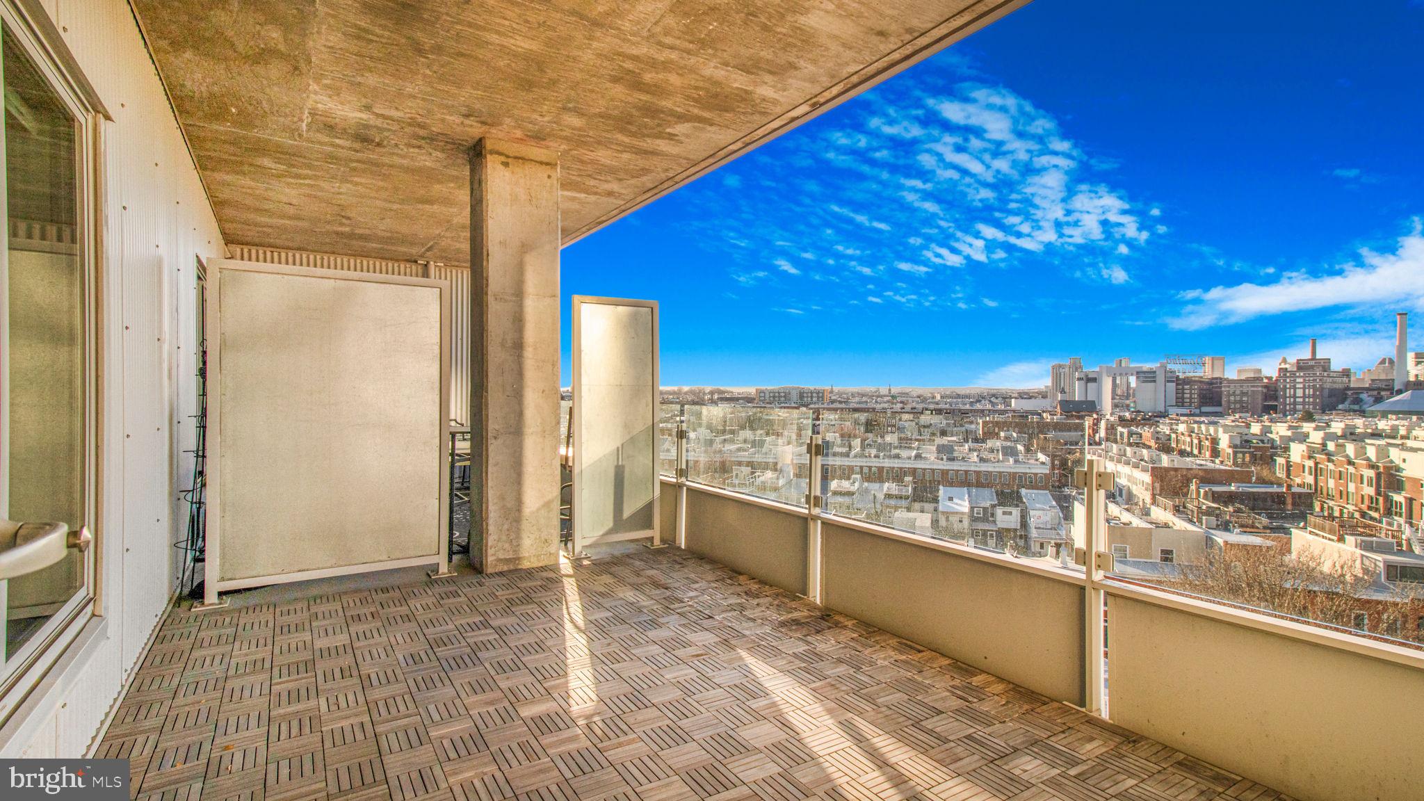 LOCUST POINT - Residential