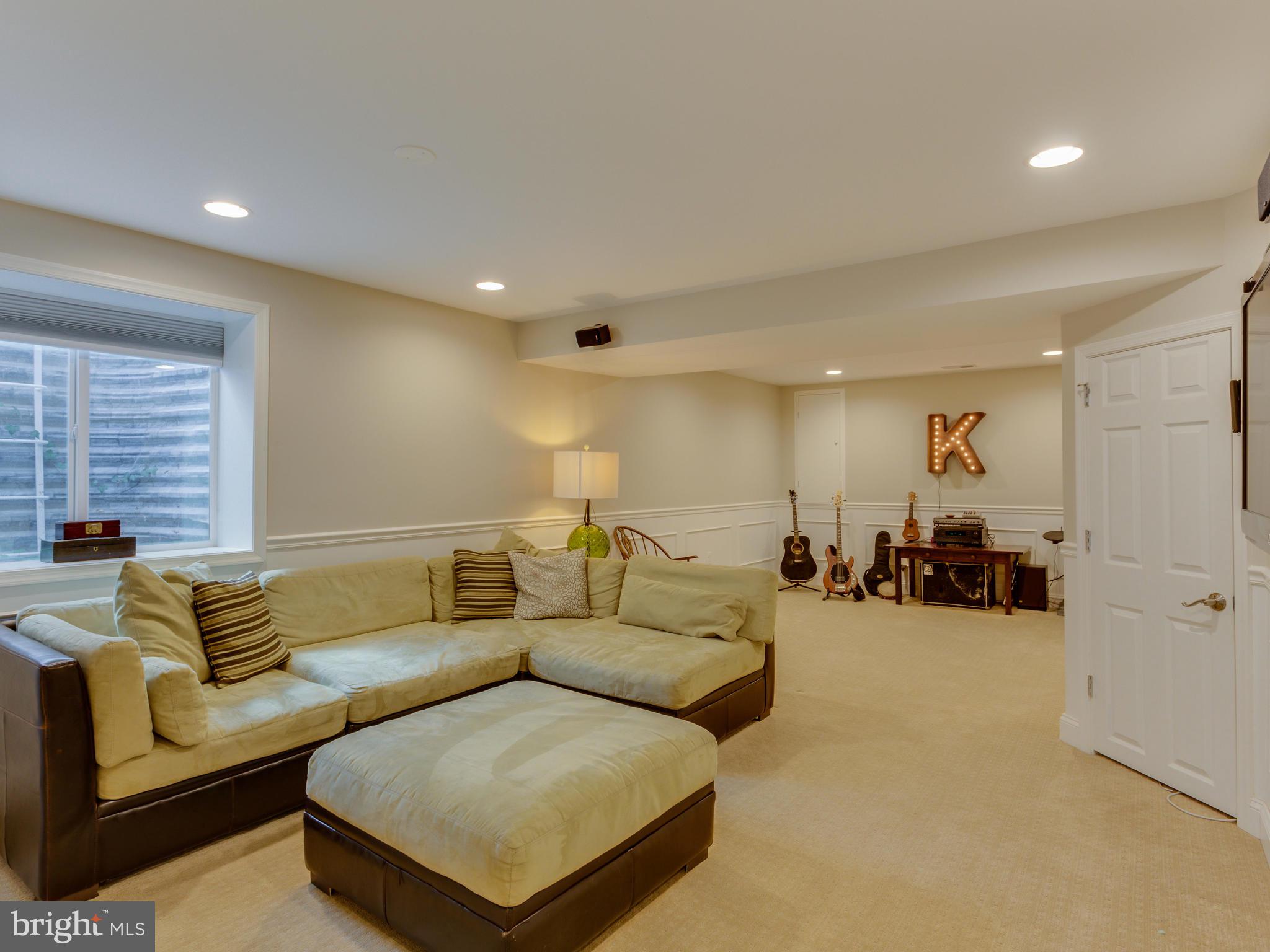 CROSSMAN ESTATE - Residential