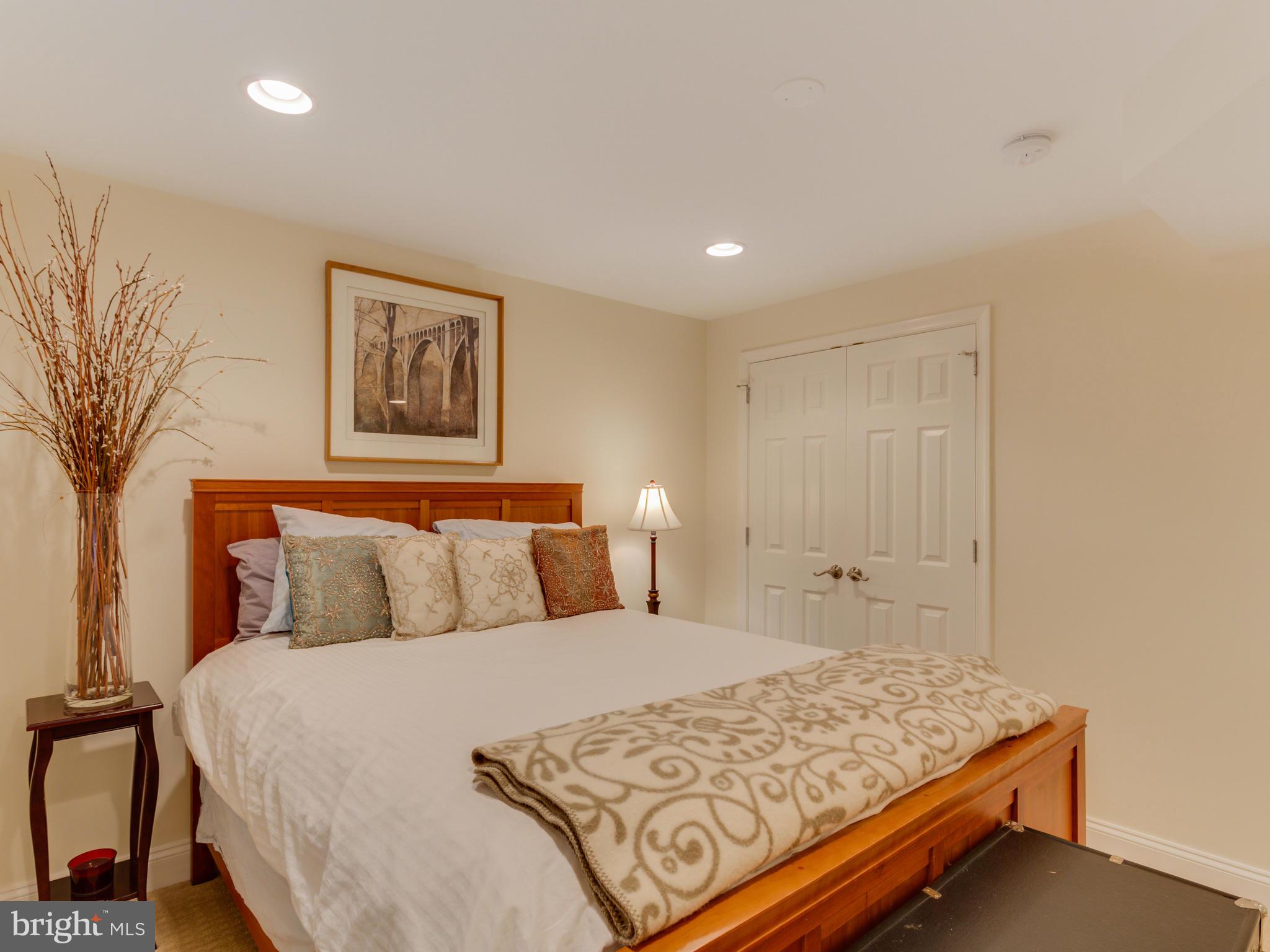 CROSSMAN ESTATE - Residential