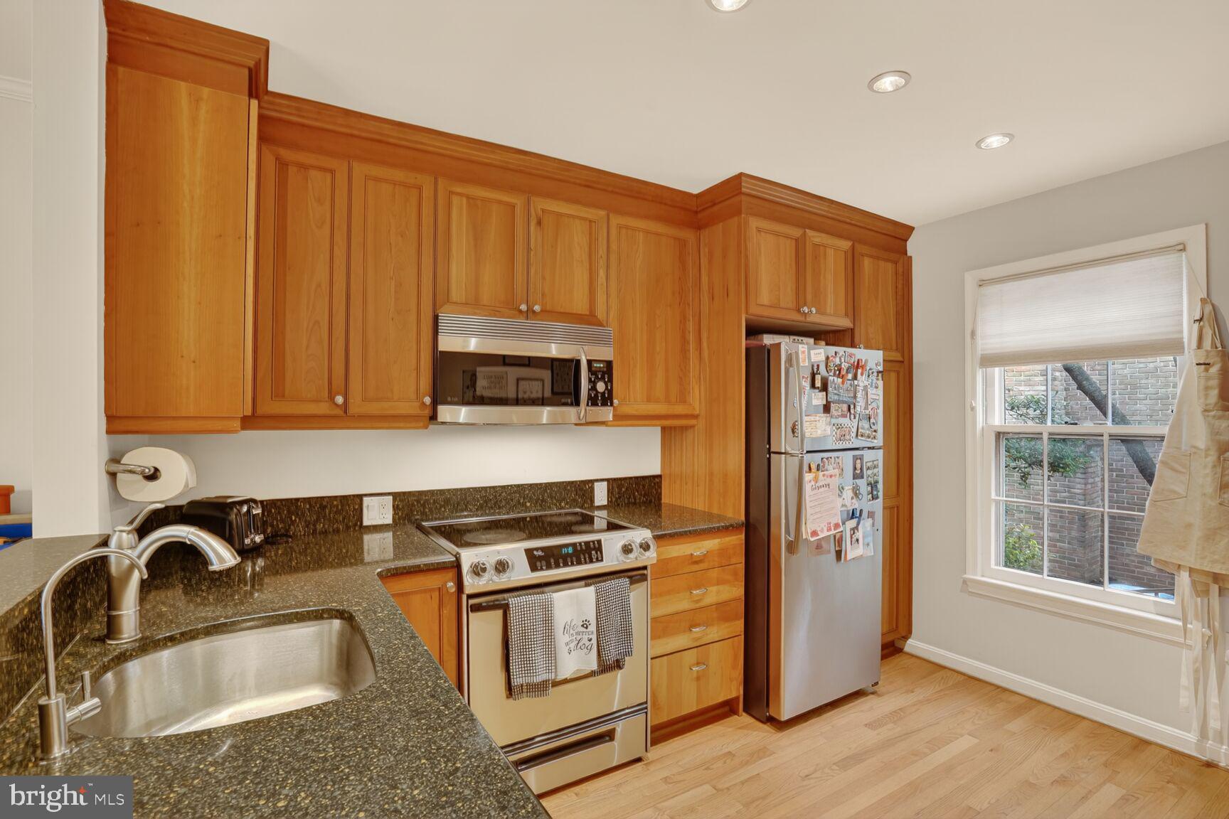 1003-B N DANIEL STREET