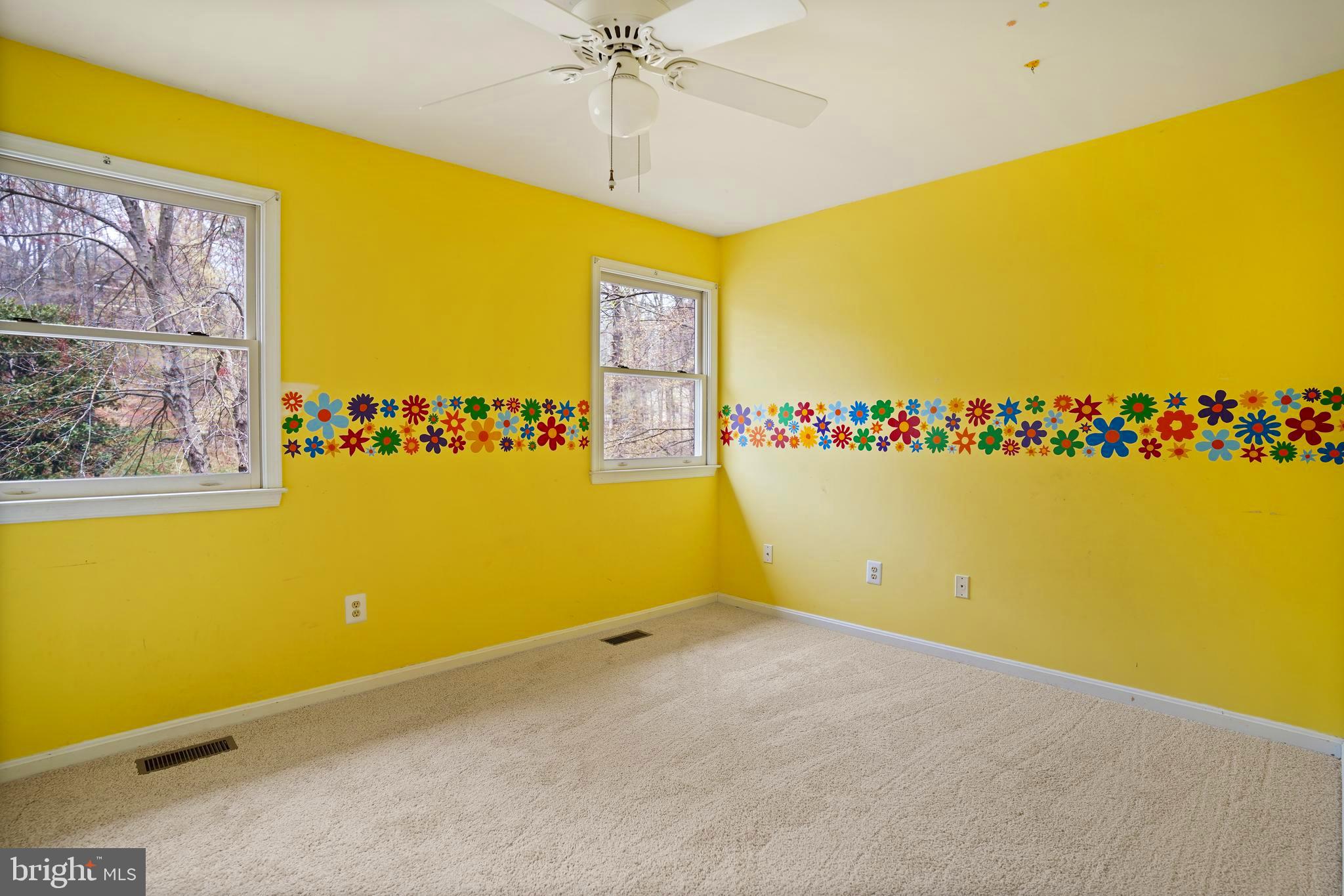 WOODFIELD VILLAGE - Residential