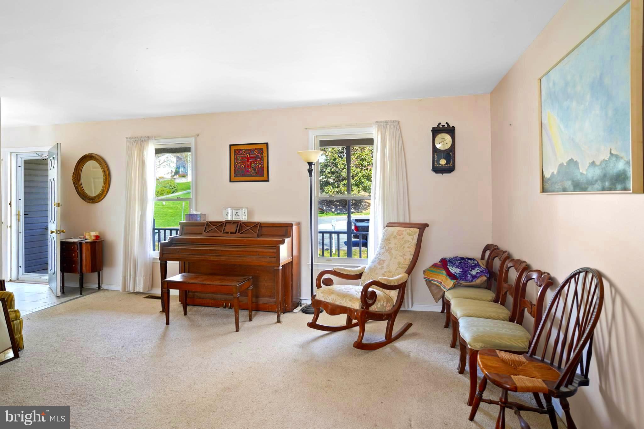 WOODFIELD VILLAGE - Residential