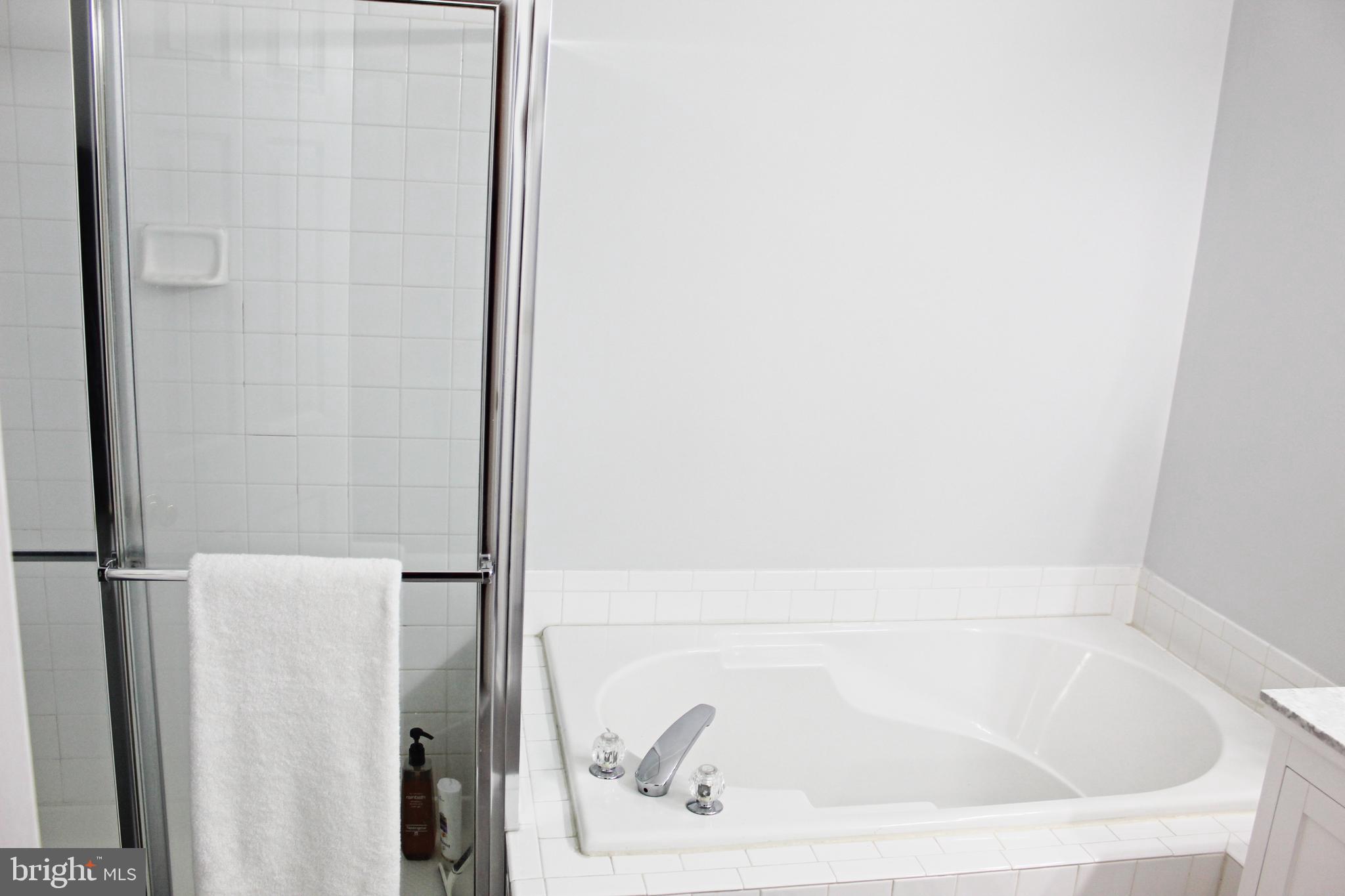 BELMONT GREENE CONDO - Residential