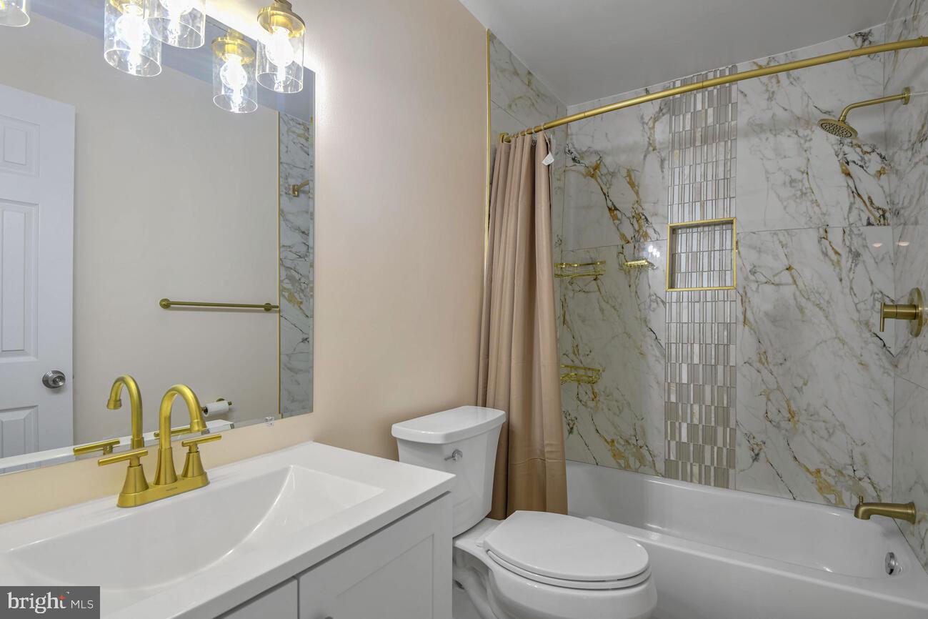 KINGSFORD - Residential Lease