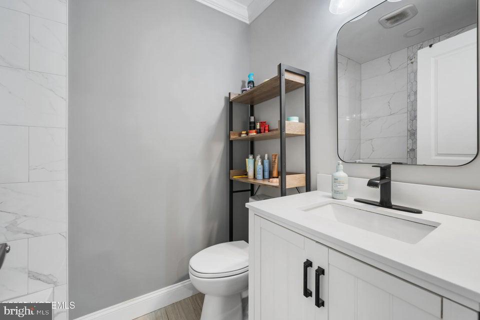 HOLIDAY CITY - BERKELEY - Residential