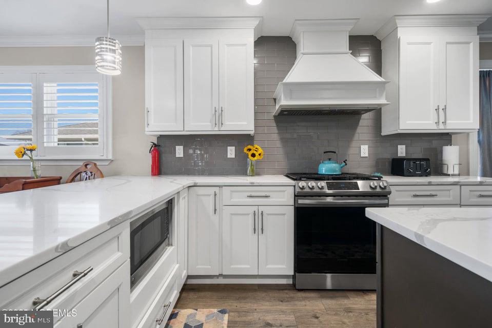 HOLIDAY CITY - BERKELEY - Residential