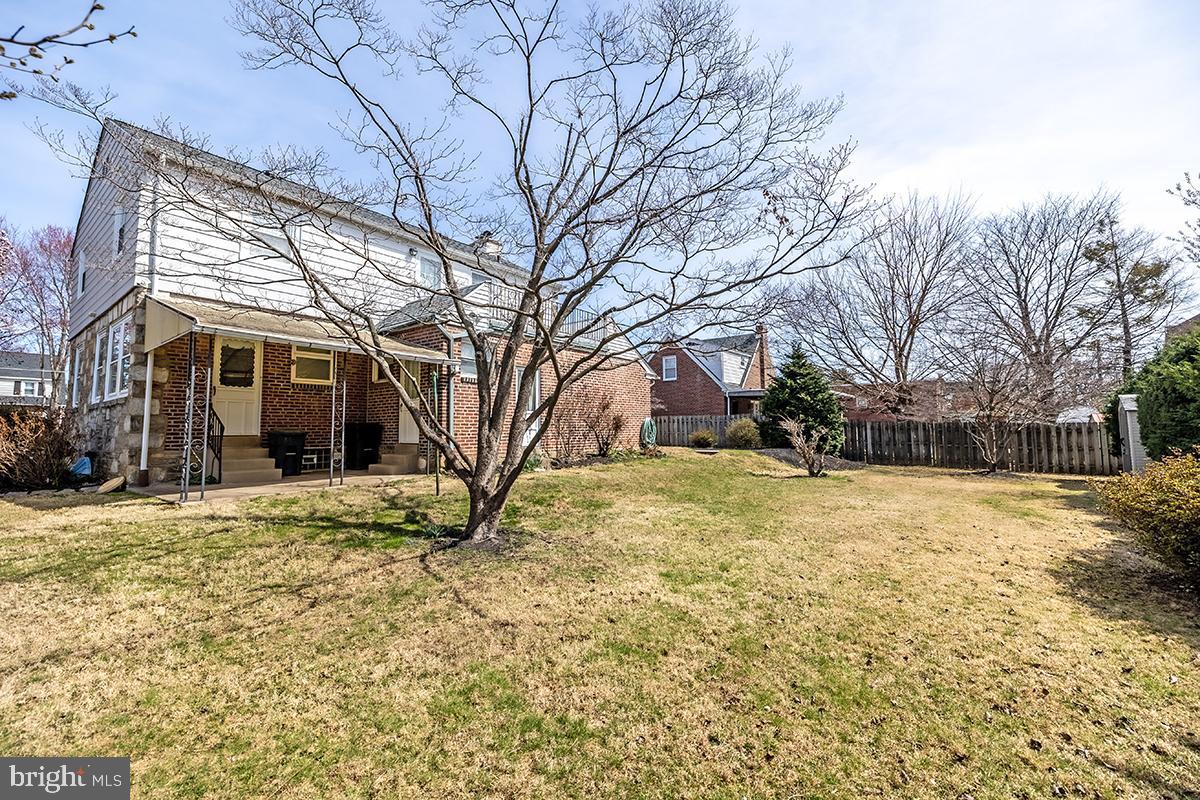 FOX CHASE - Residential