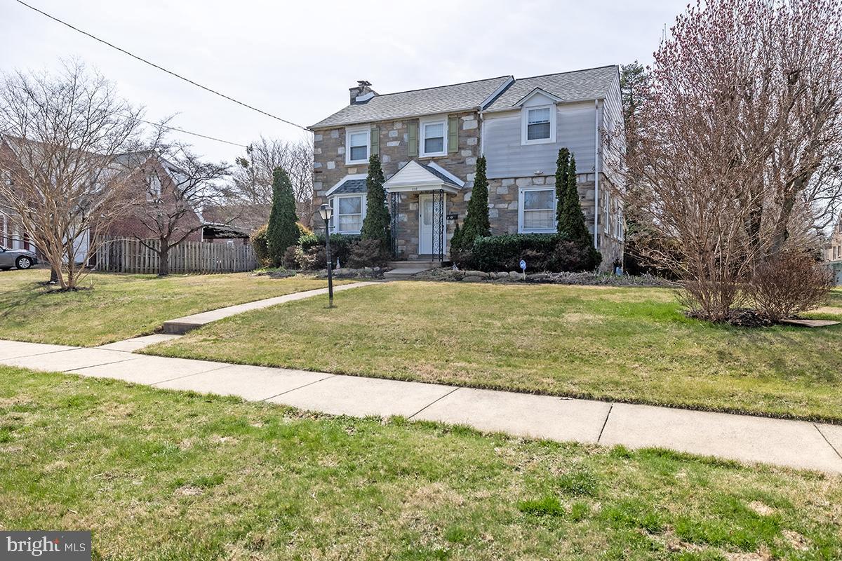 FOX CHASE - Residential