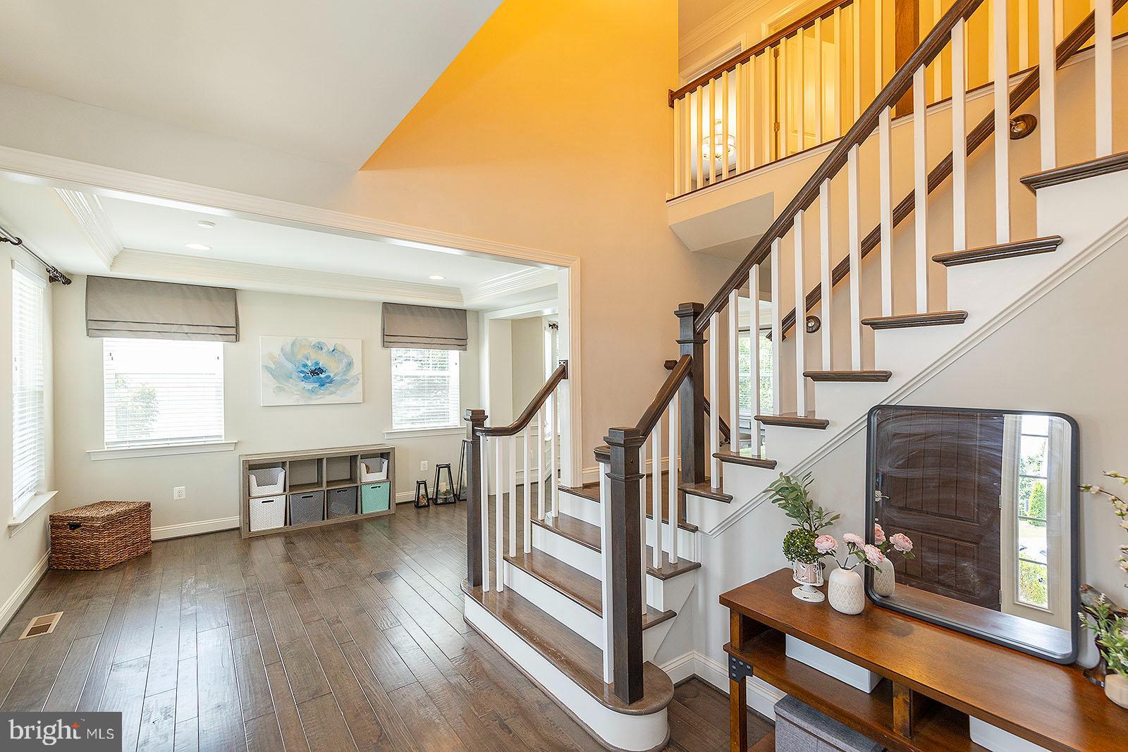 TWIN LAKES OVERLOOK - Residential