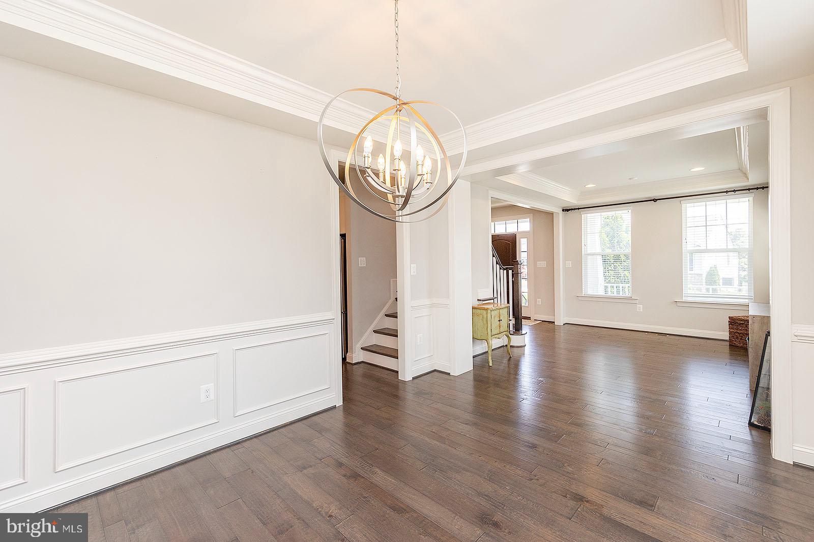 TWIN LAKES OVERLOOK - Residential