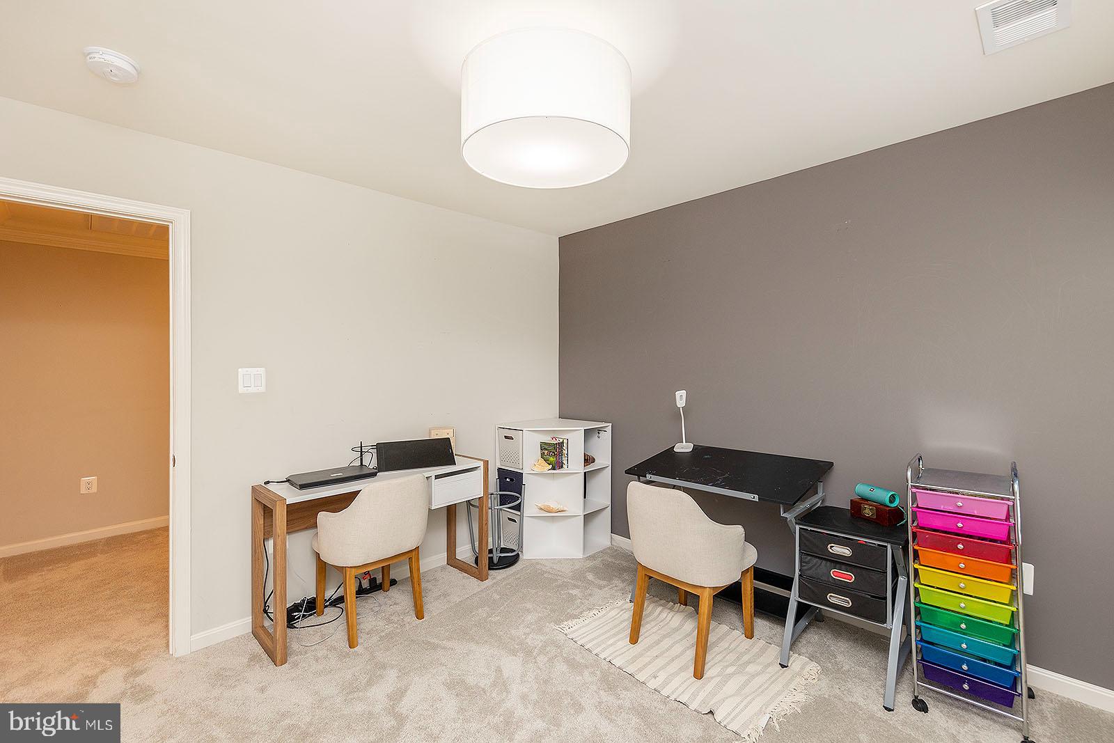 TWIN LAKES OVERLOOK - Residential