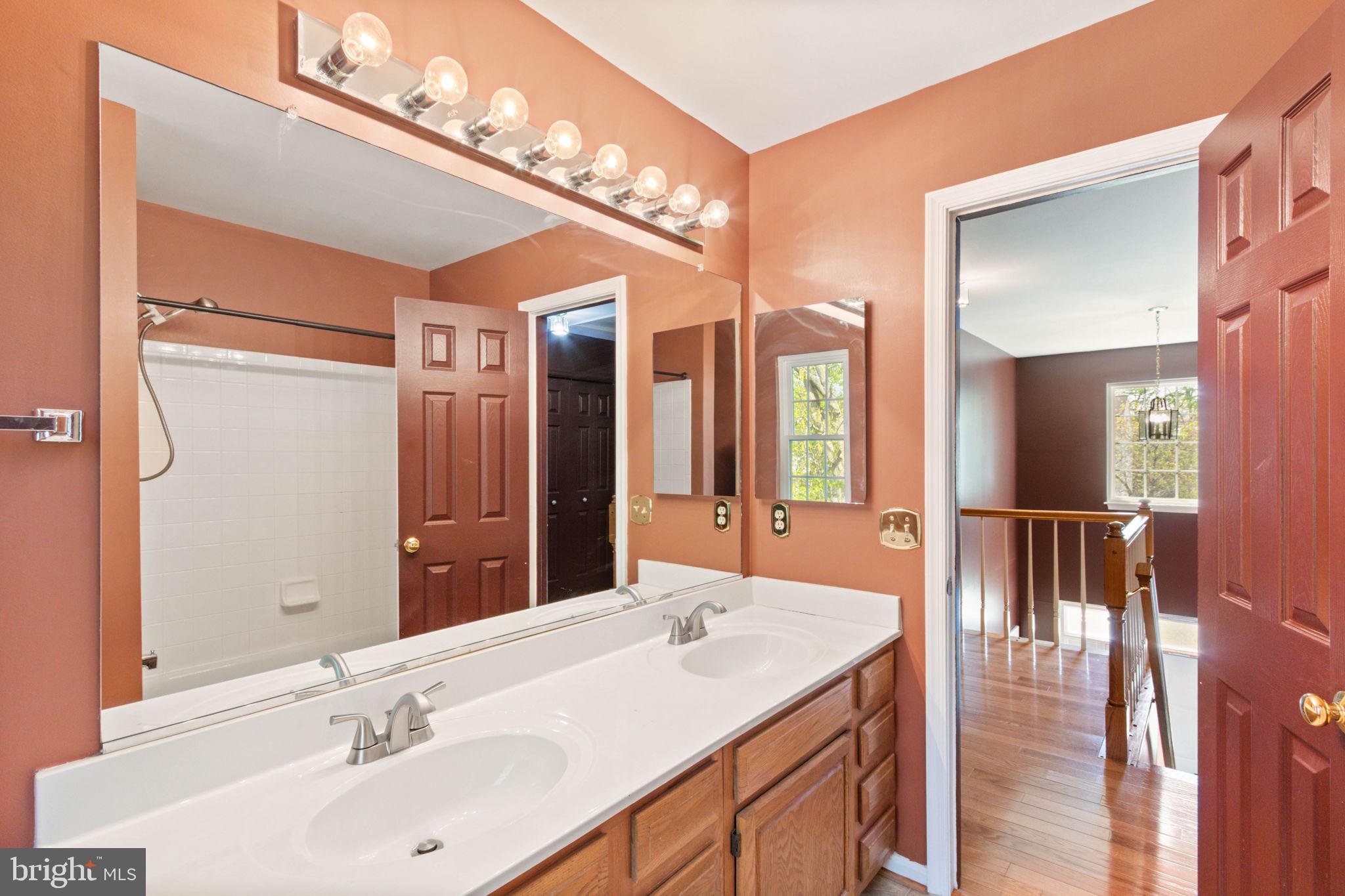 CAMBRIDGE - Residential