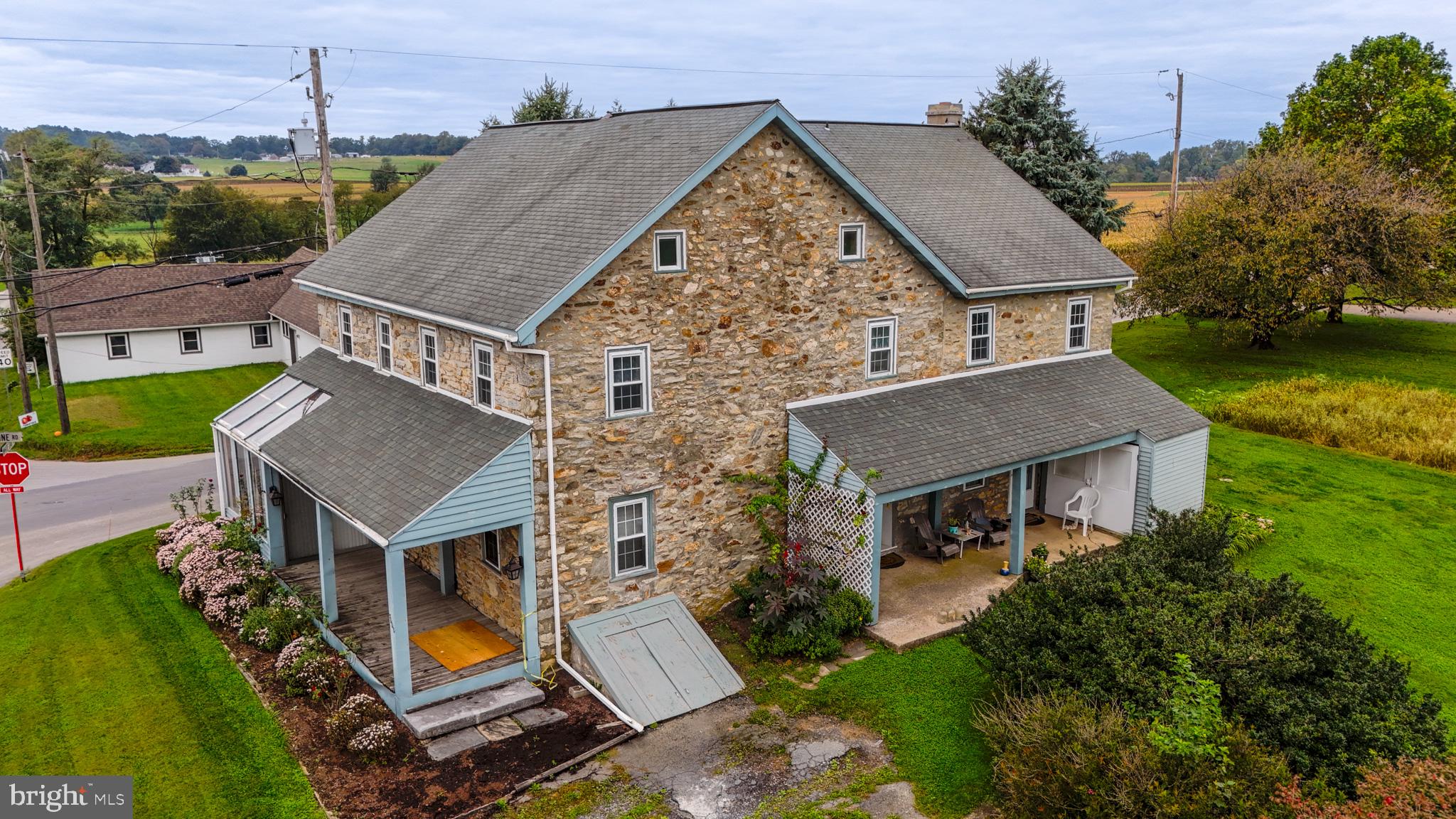 5000 WHITE OAK ROAD