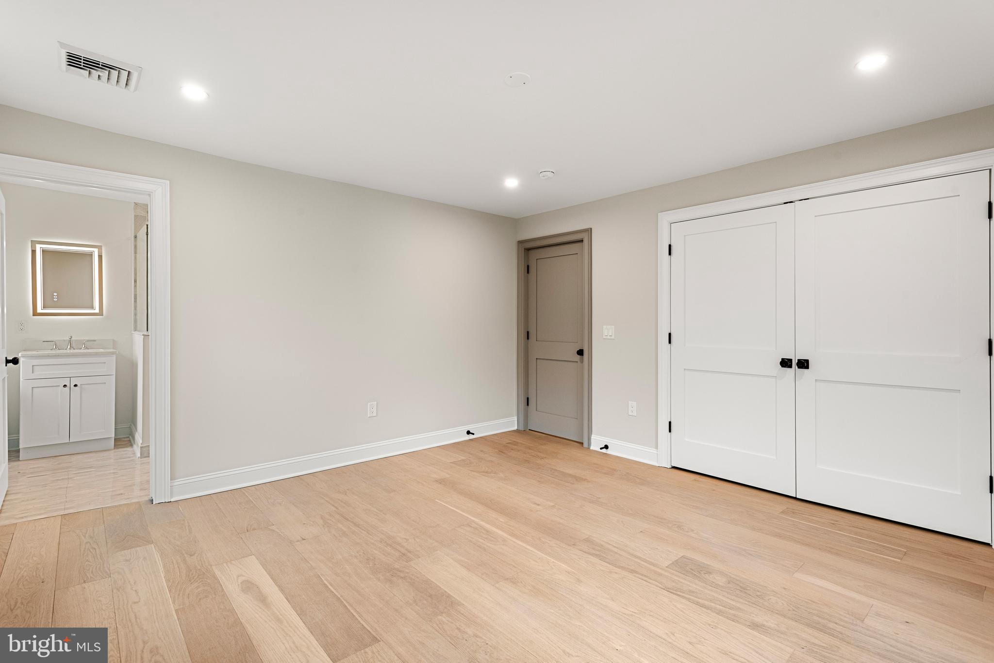 MERION STATION - Residential