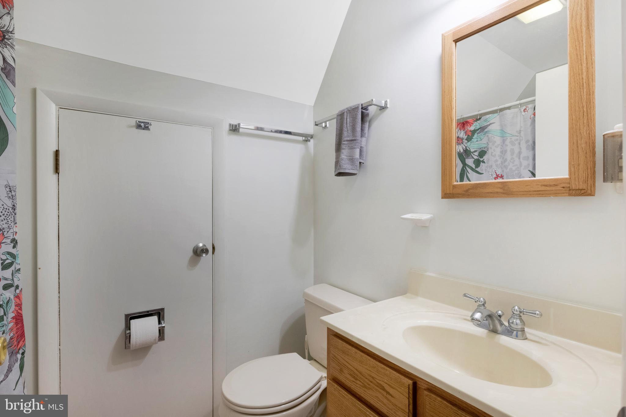 WOODLAND BEACH - Residential