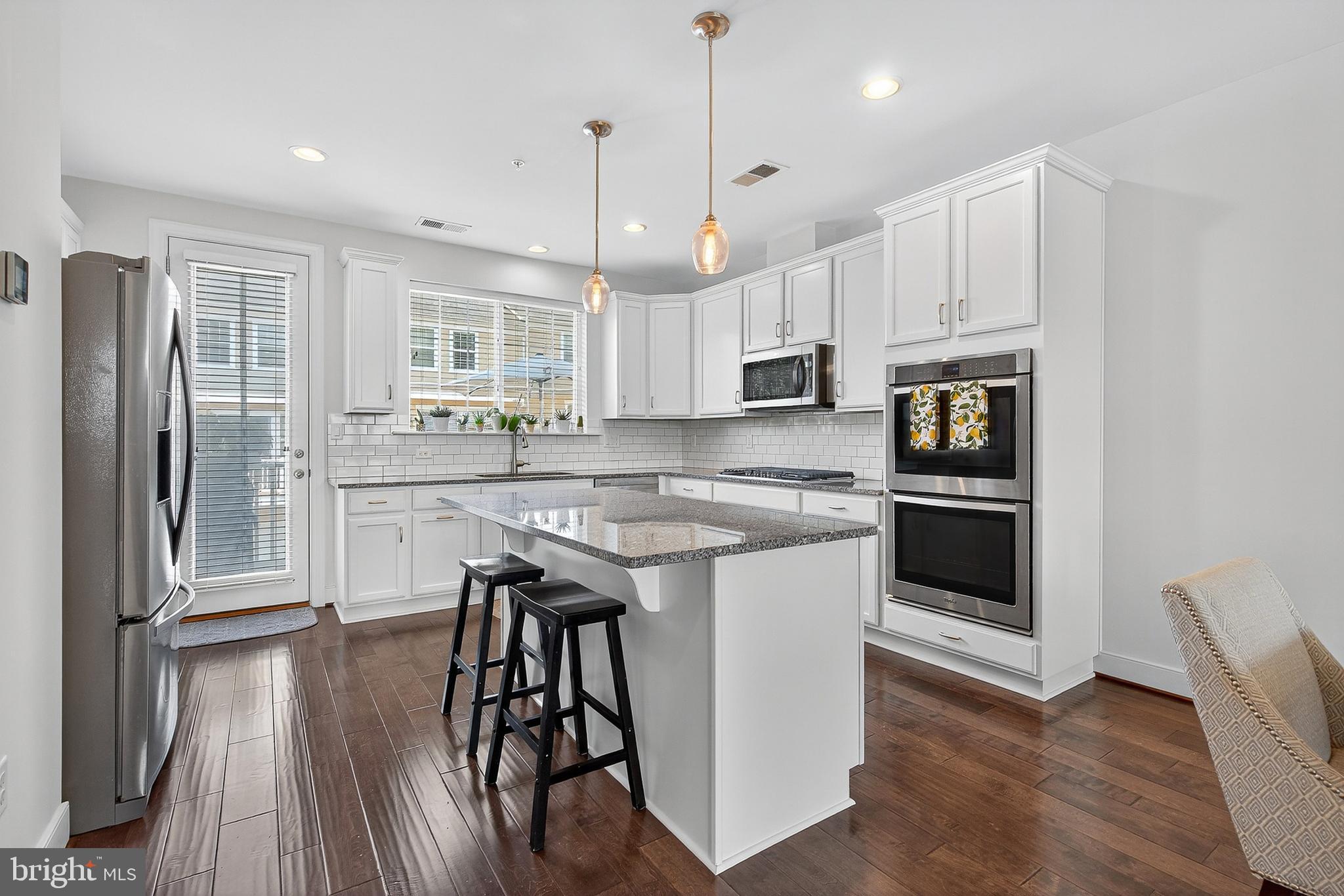 610 COBBLER PLACE