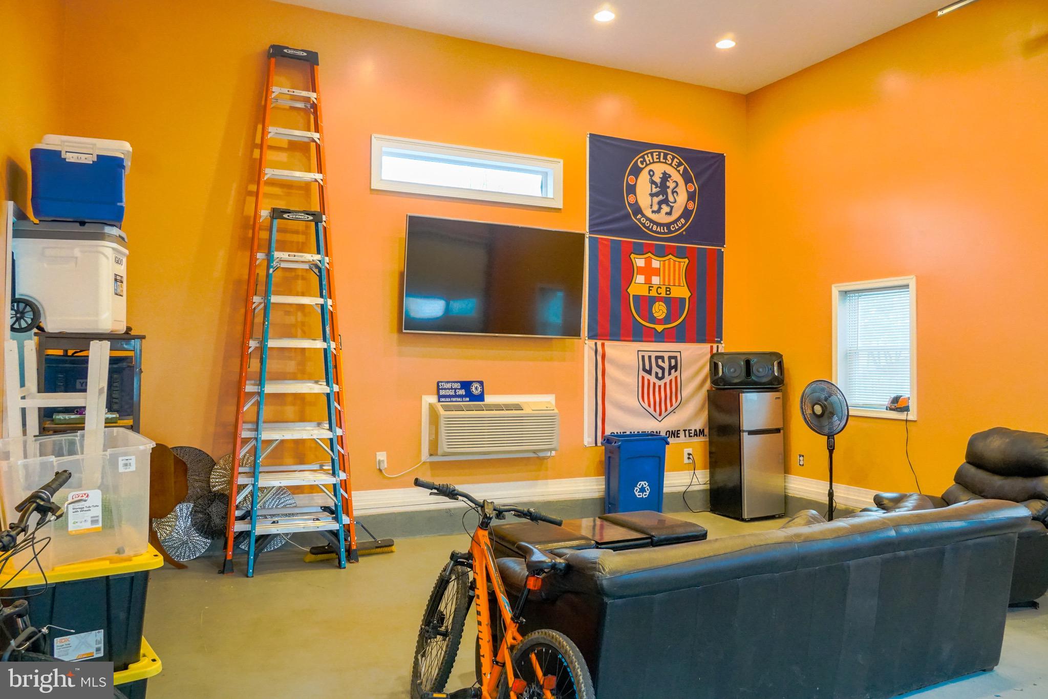 STONEGATE FARMS - Residential