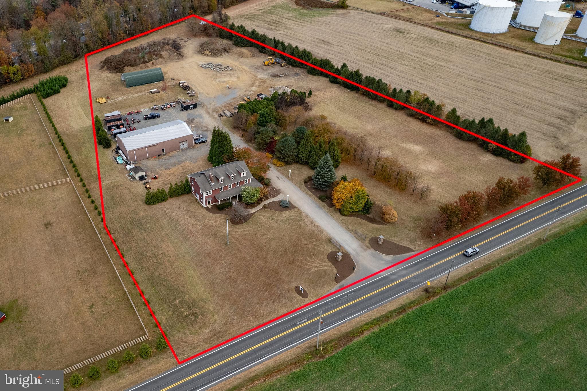 1693 BURLINGTON JACKSONVILLE ROAD