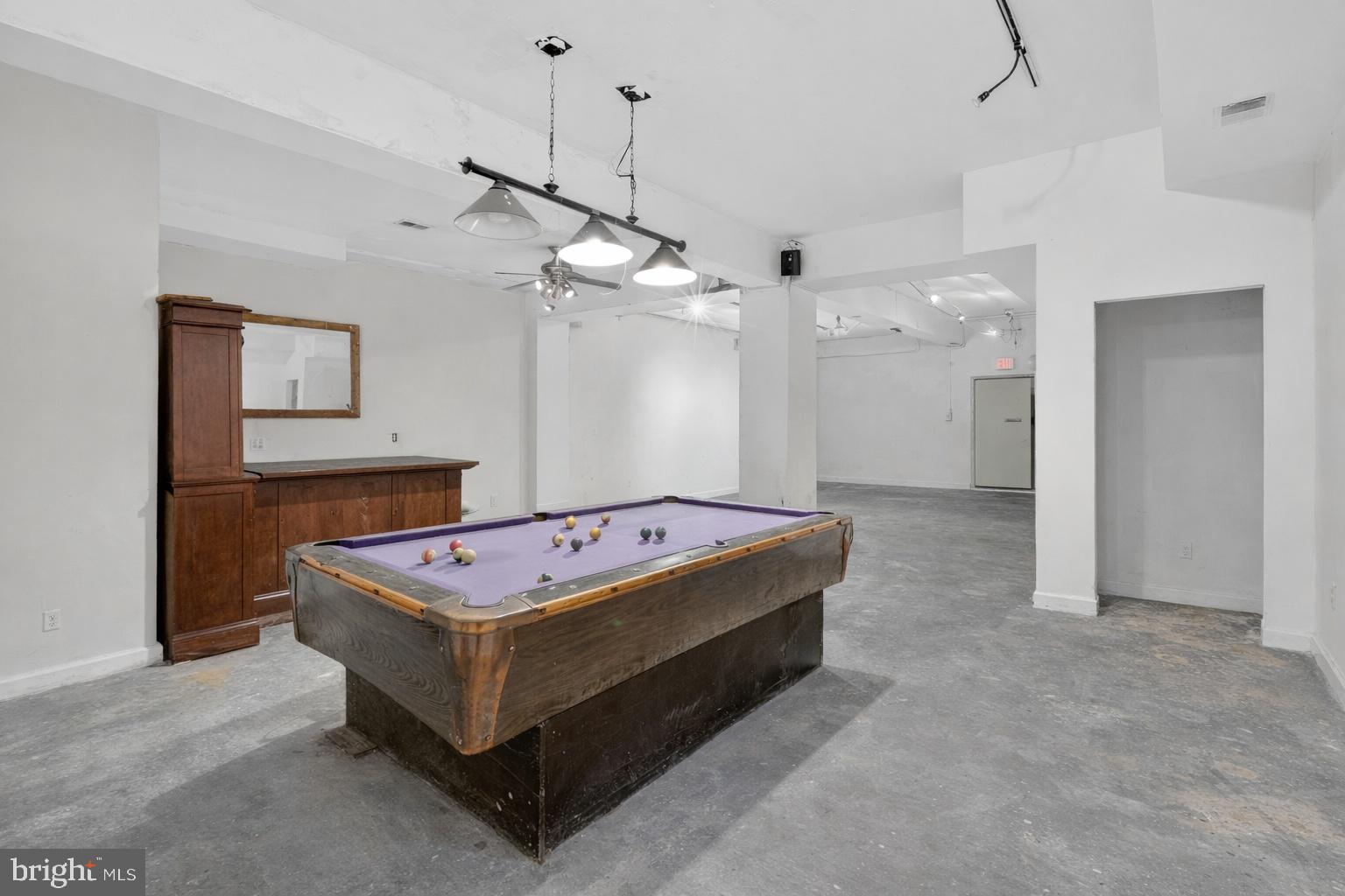 916 BLAGDEN ALLEY NW