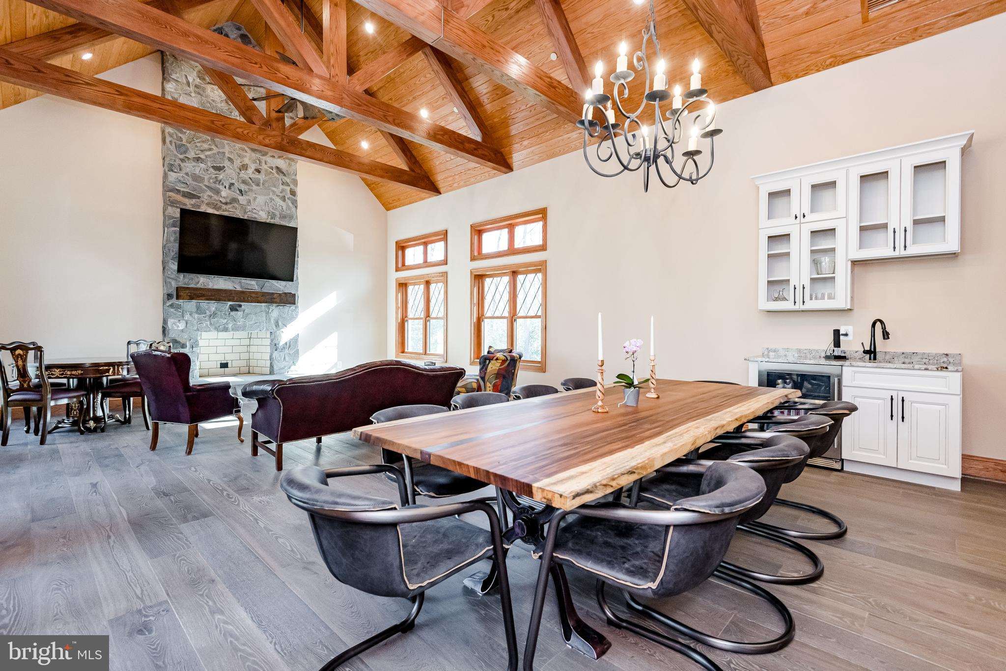 CARRIAGE ESTATES - Land