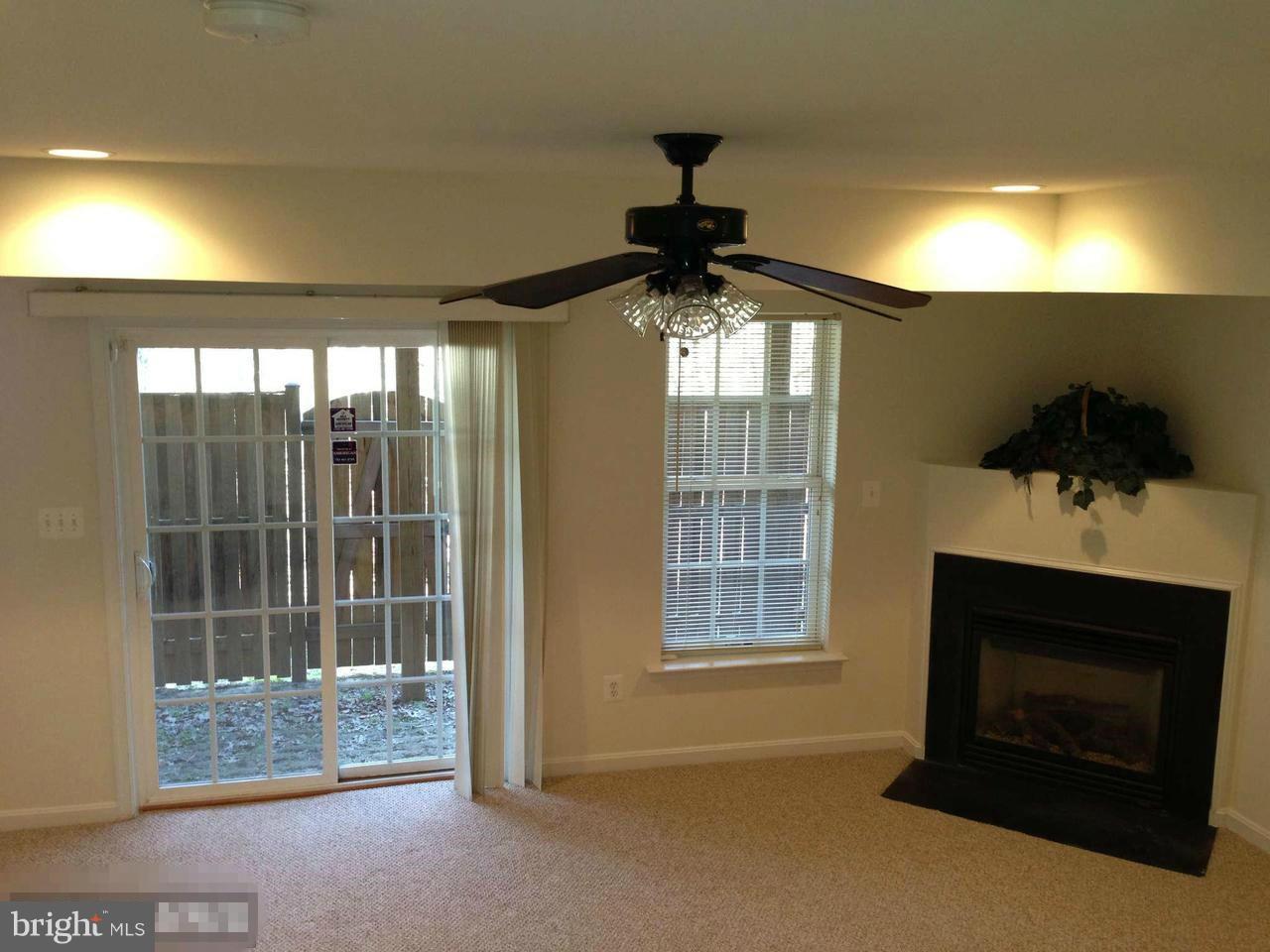 GROVE AT HUNTLEY MEADOWS - Residential Lease