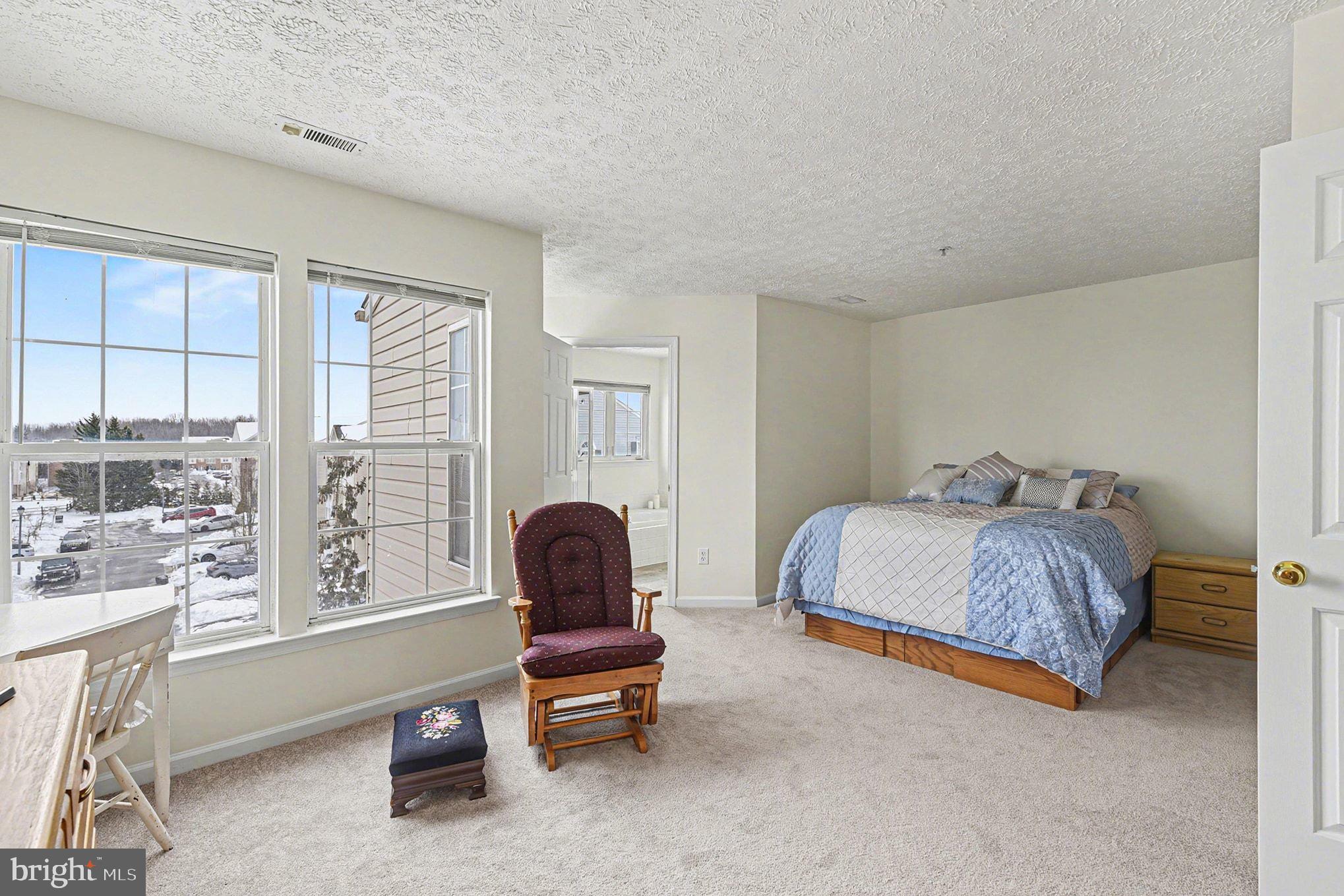 PERRY HALL FARMS GARDEN CONDOS - Residential