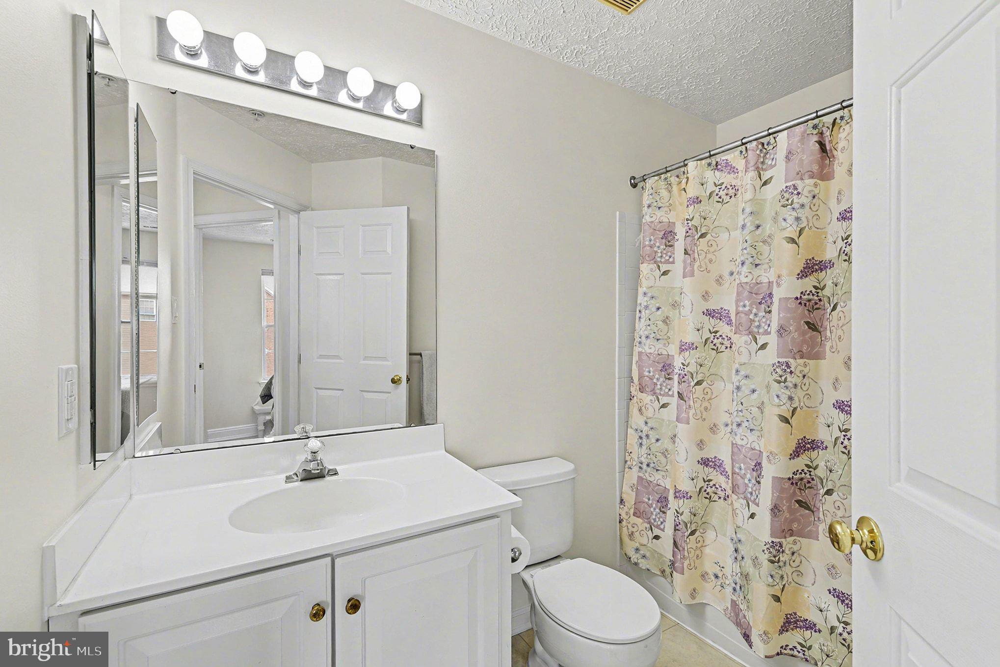 PERRY HALL FARMS GARDEN CONDOS - Residential