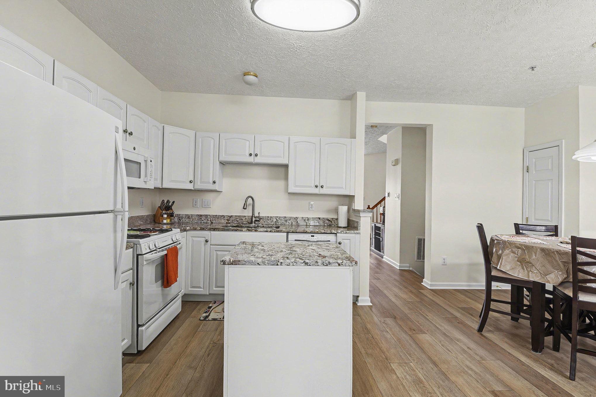 PERRY HALL FARMS GARDEN CONDOS - Residential